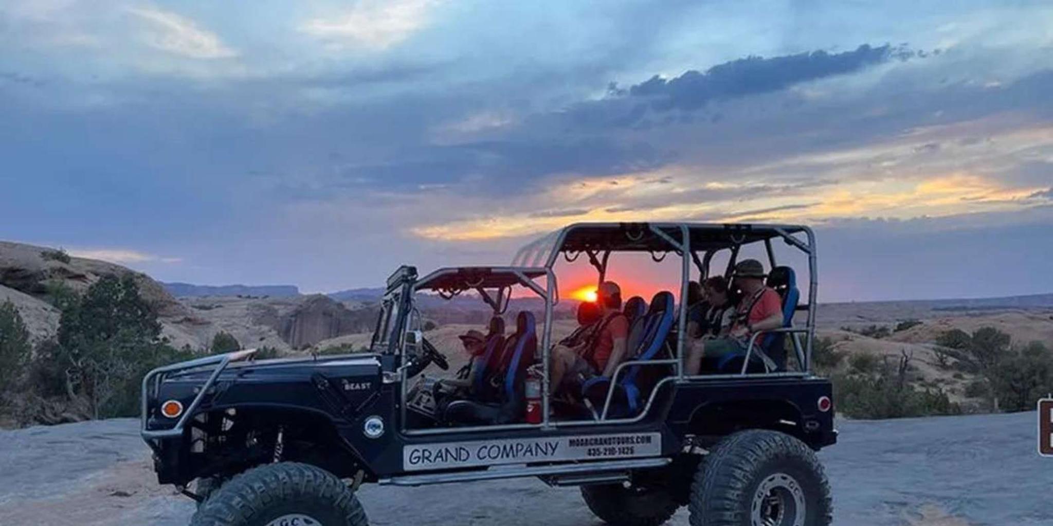 Moab 4x4 Adventure Tour on Hell's Revenge - Image 3