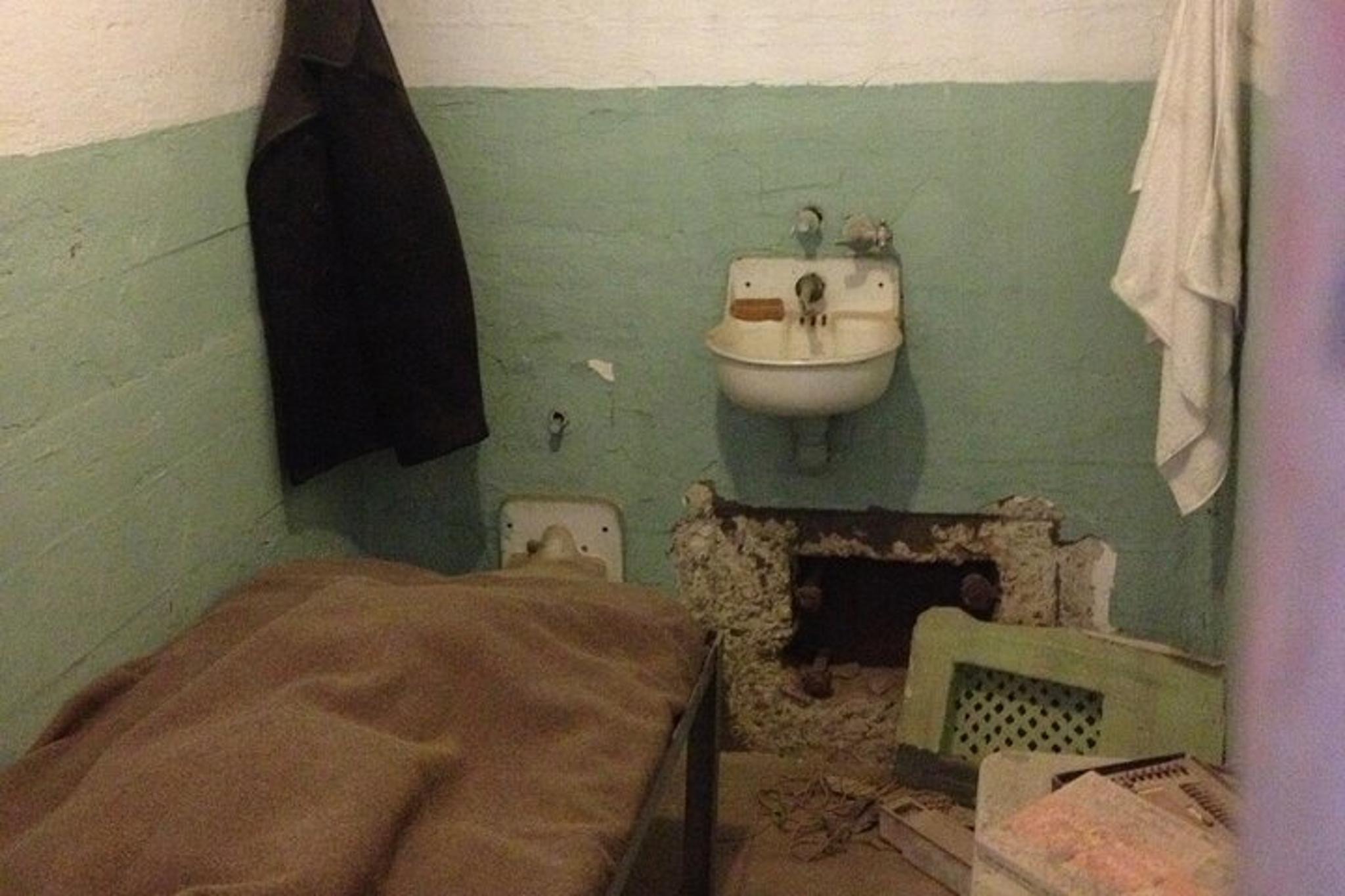 San Francisco Alcatraz Tour with Bonus Bike Rental - Image 3