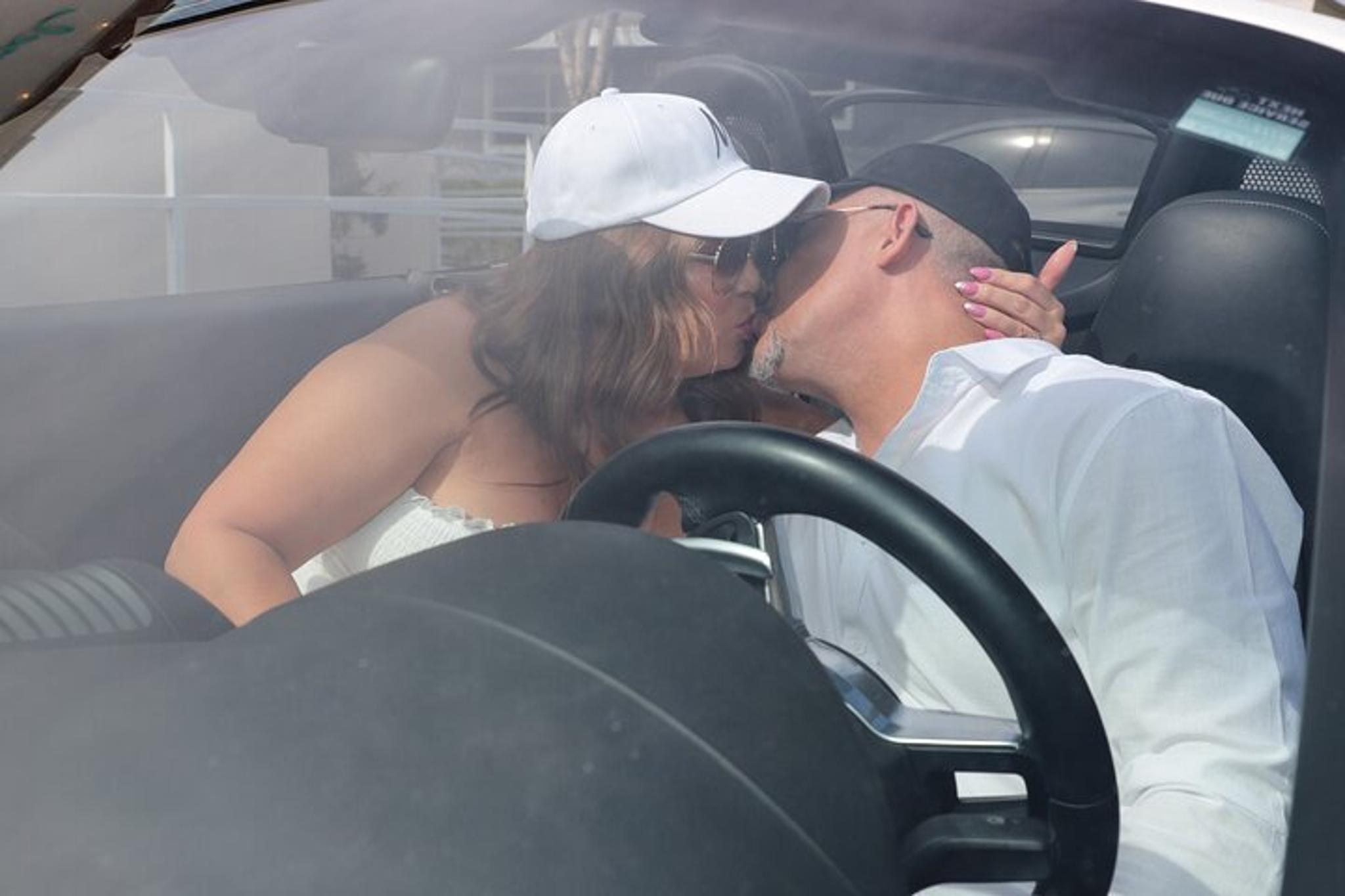 Las Vegas Drive-Up Wedding - Image 6