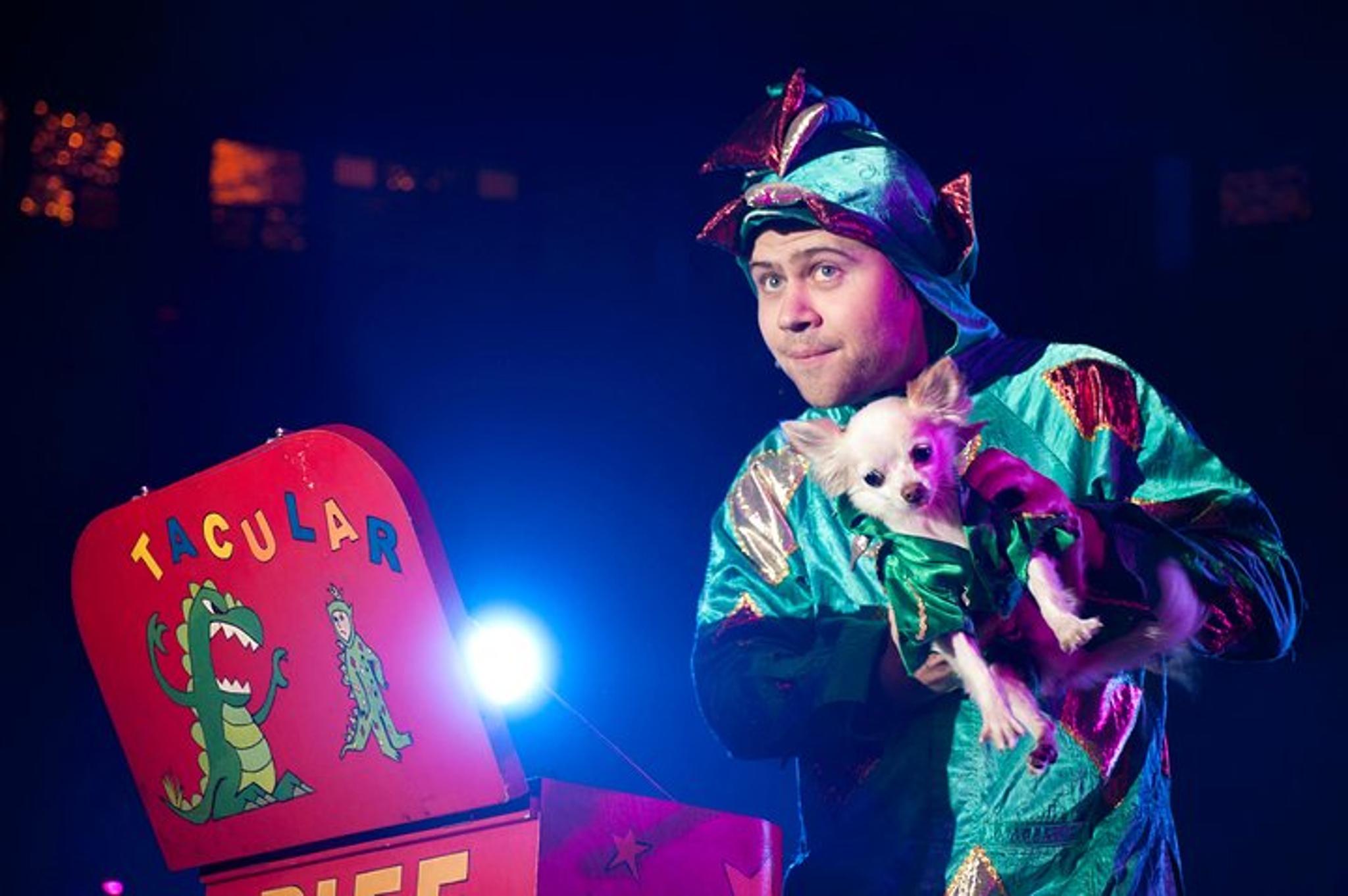 Las Vegas Magic Show with Piff the Magic Dragon - Image 4