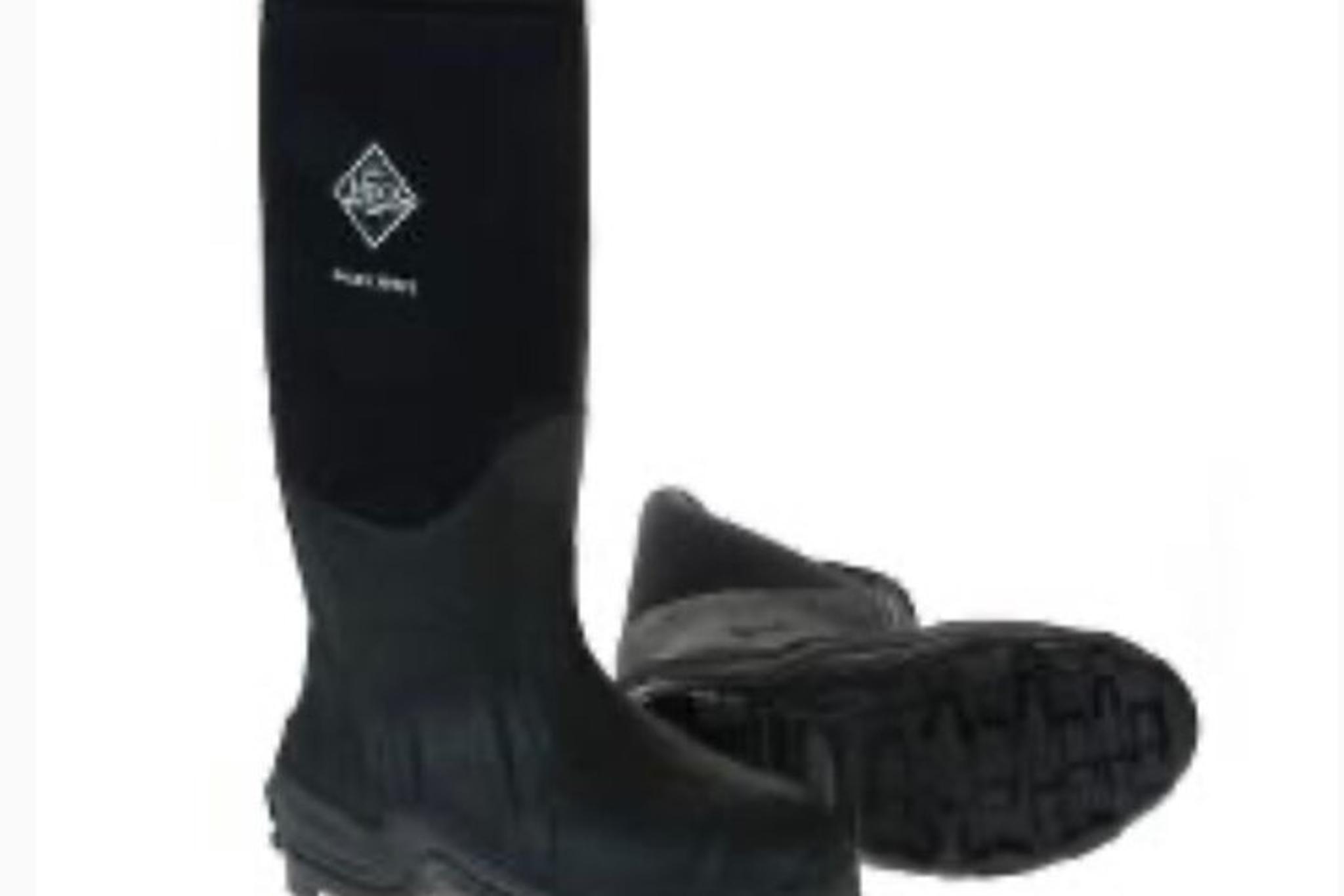 Anchorage Rain Gear Rental - Image 4