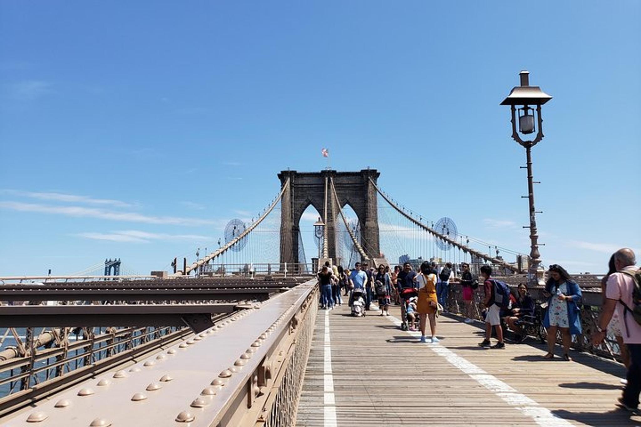 New York Contrasts Tour - Image 6