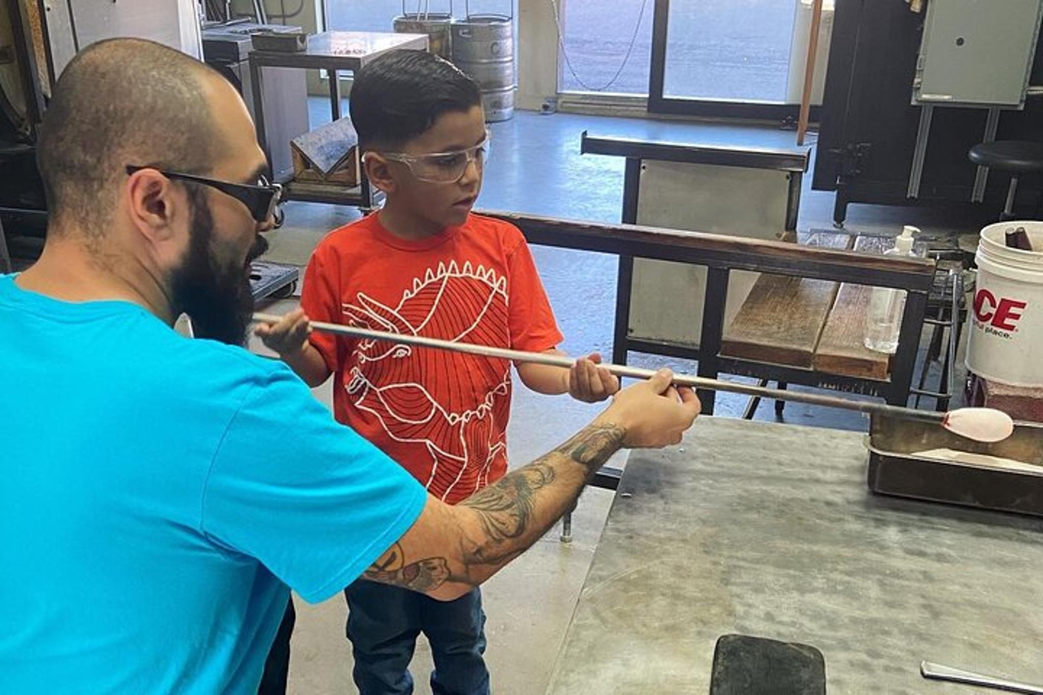 Sedona Glassblowing Workshop - Image 4