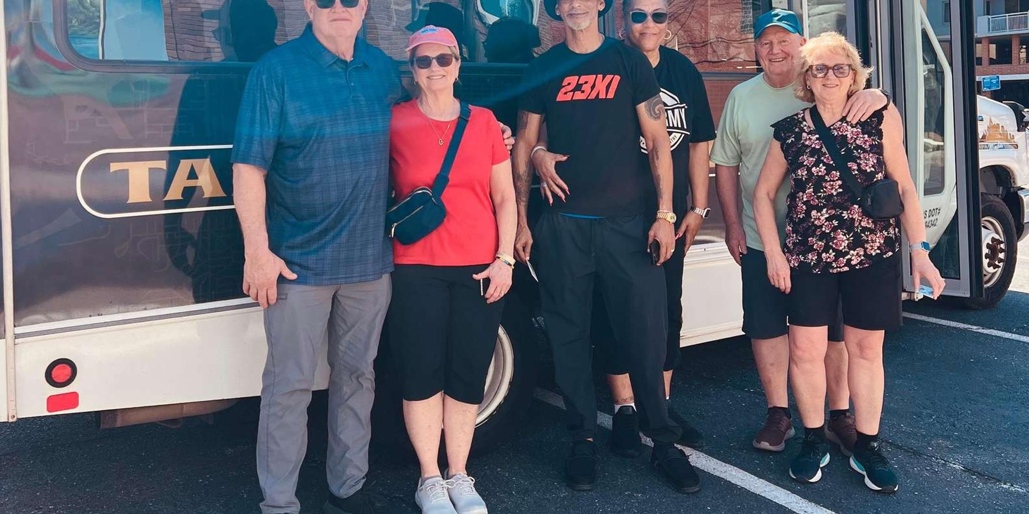 Tampa Sightseeing City Bus Tour - Image 6