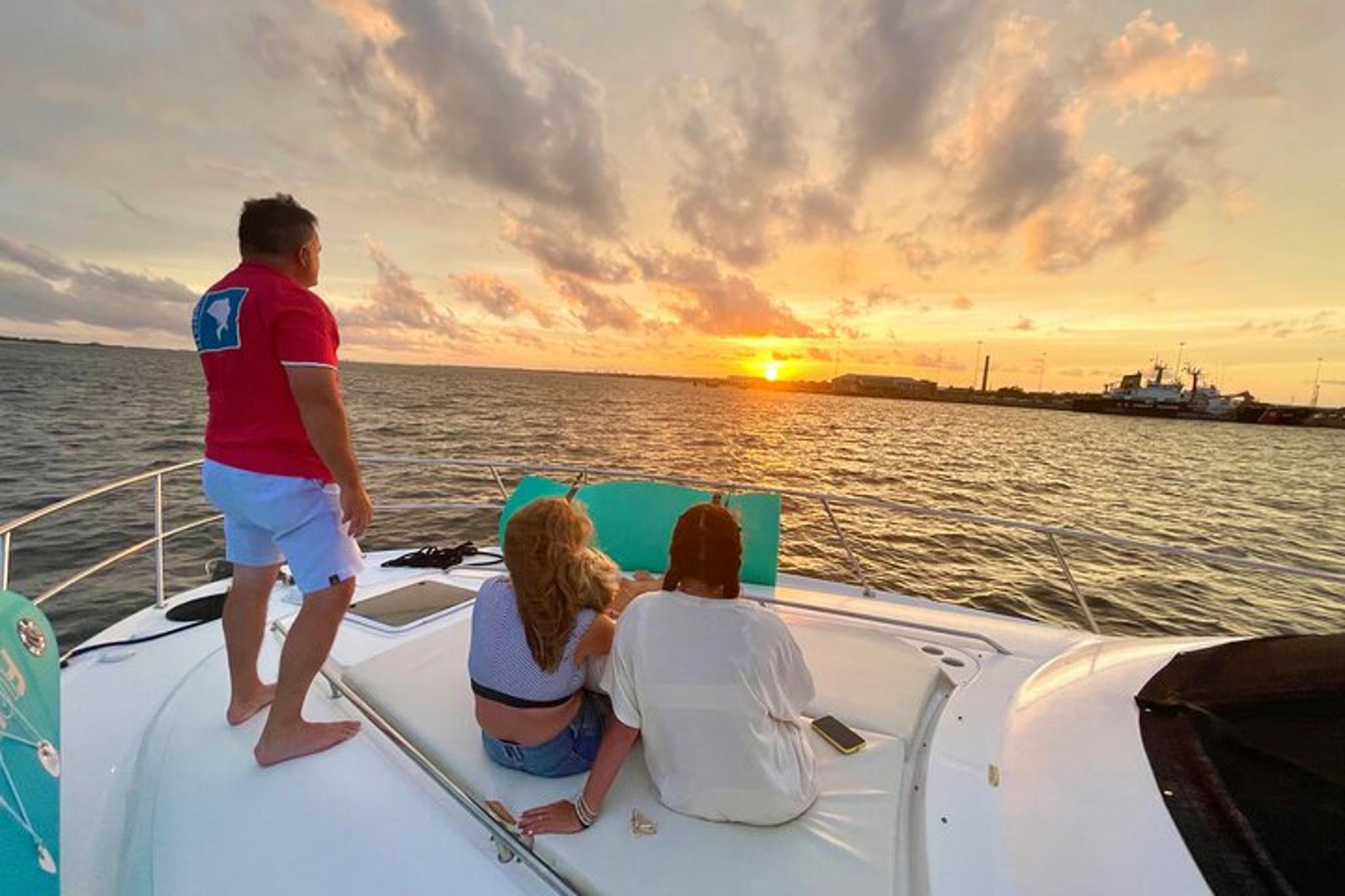 Pensacola Sunset Yacht Cruise - Image 2