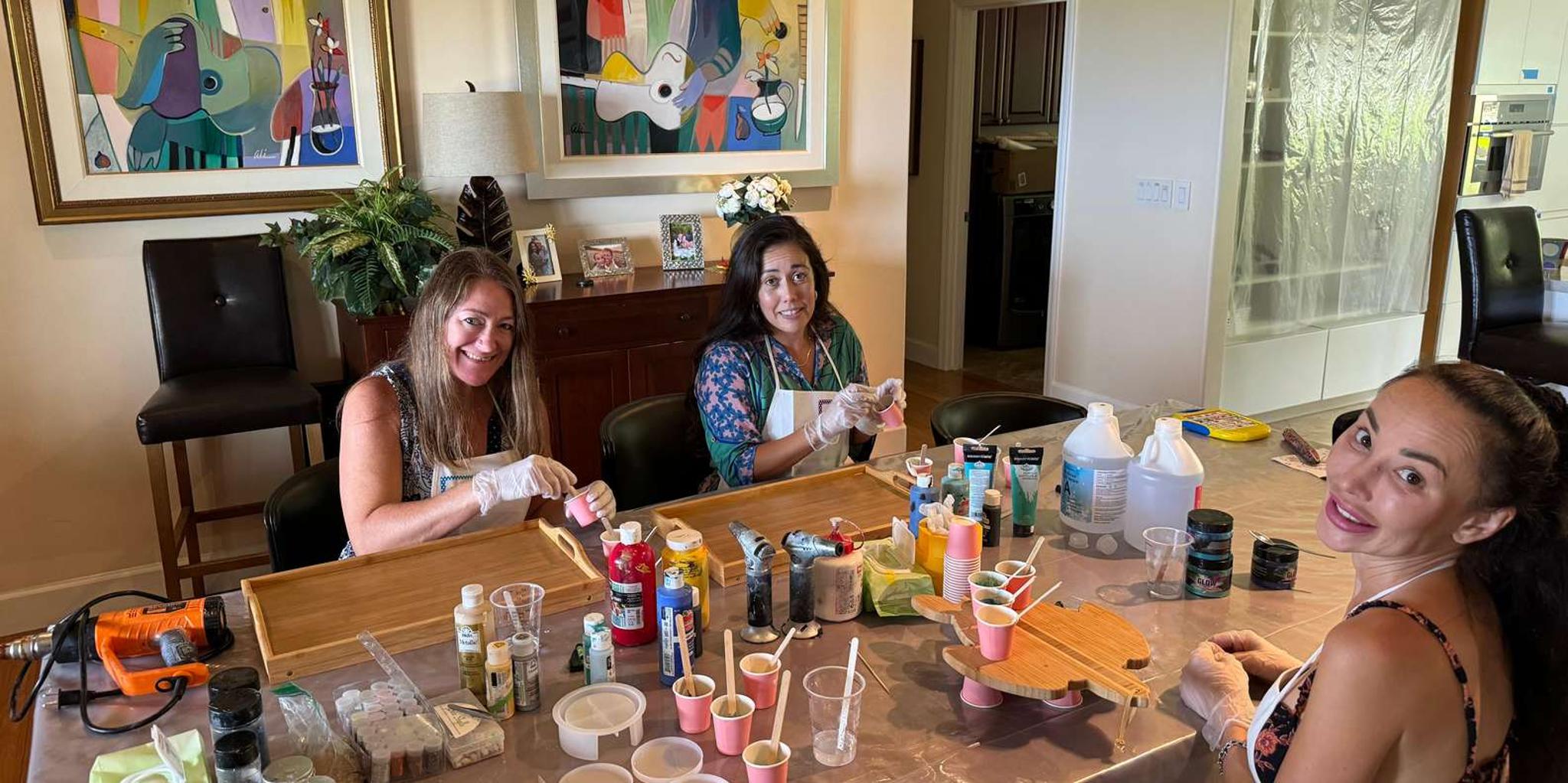 Maui Resin Cheeseboard Workshop 90 min - Image 4