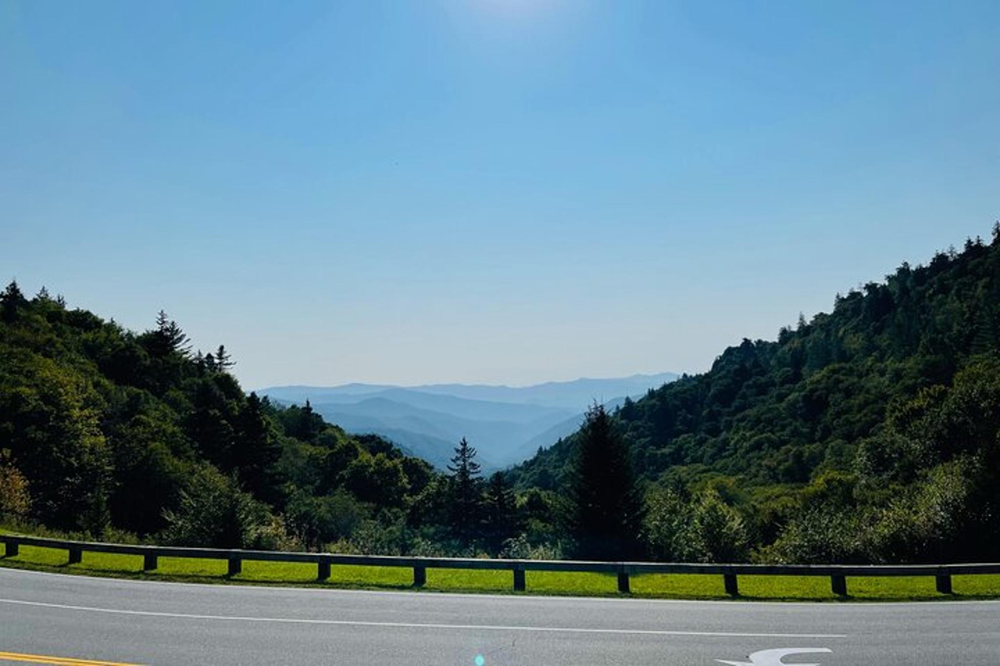 Pigeon Forge Newfound Gap Jeep Tour - Image 4