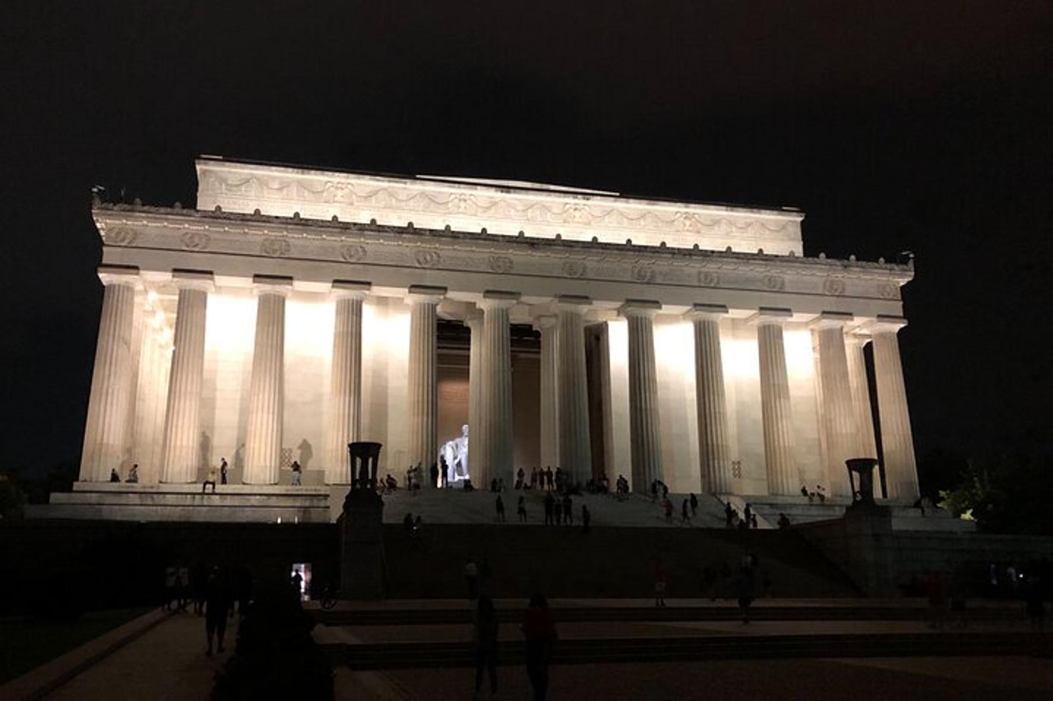 Washington D.C. Night Tour - Image 3