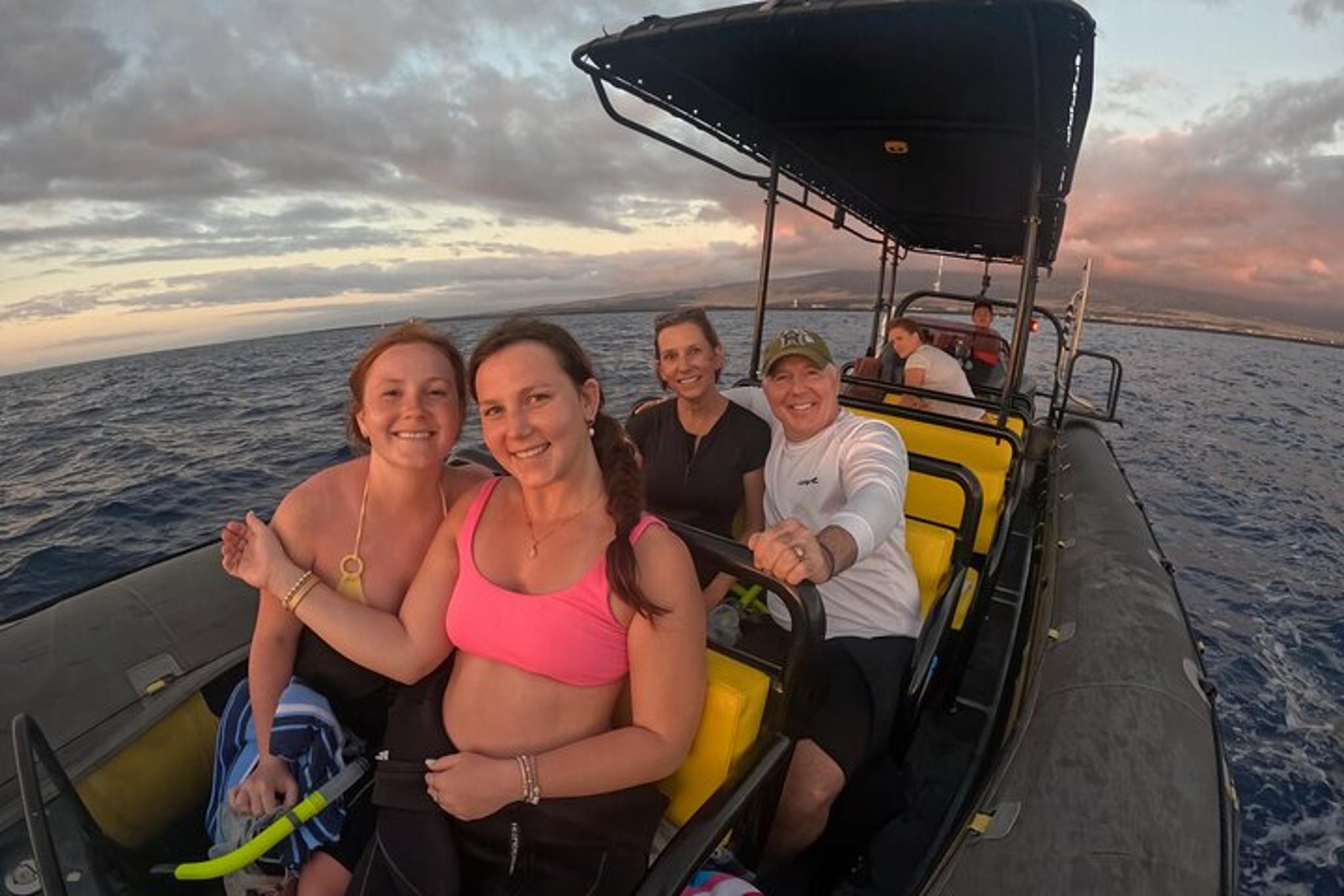 Kailua-Kona Manta Ray Snorkel Tour at Sunset