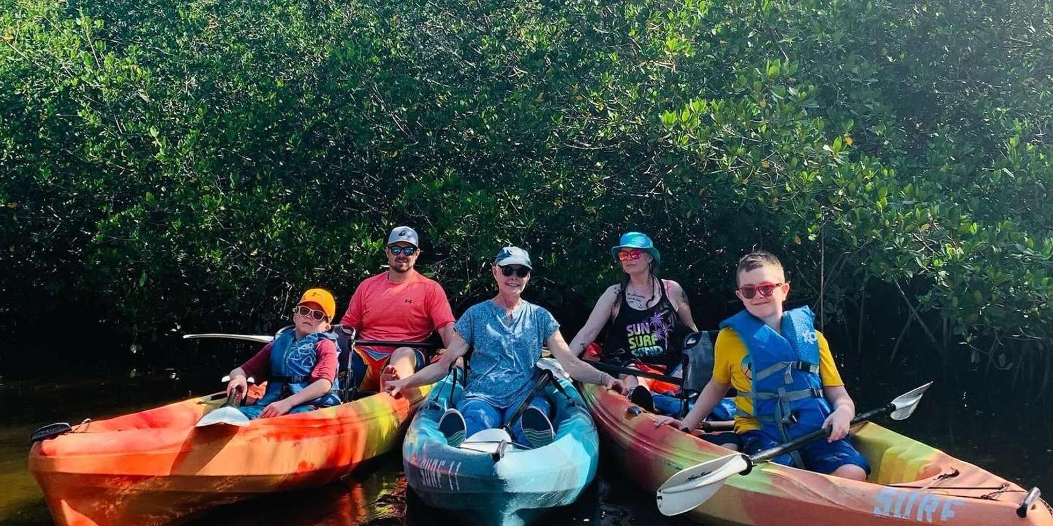 Sarasota Mangrove Kayak Tour with Hidden Beach - Image 3