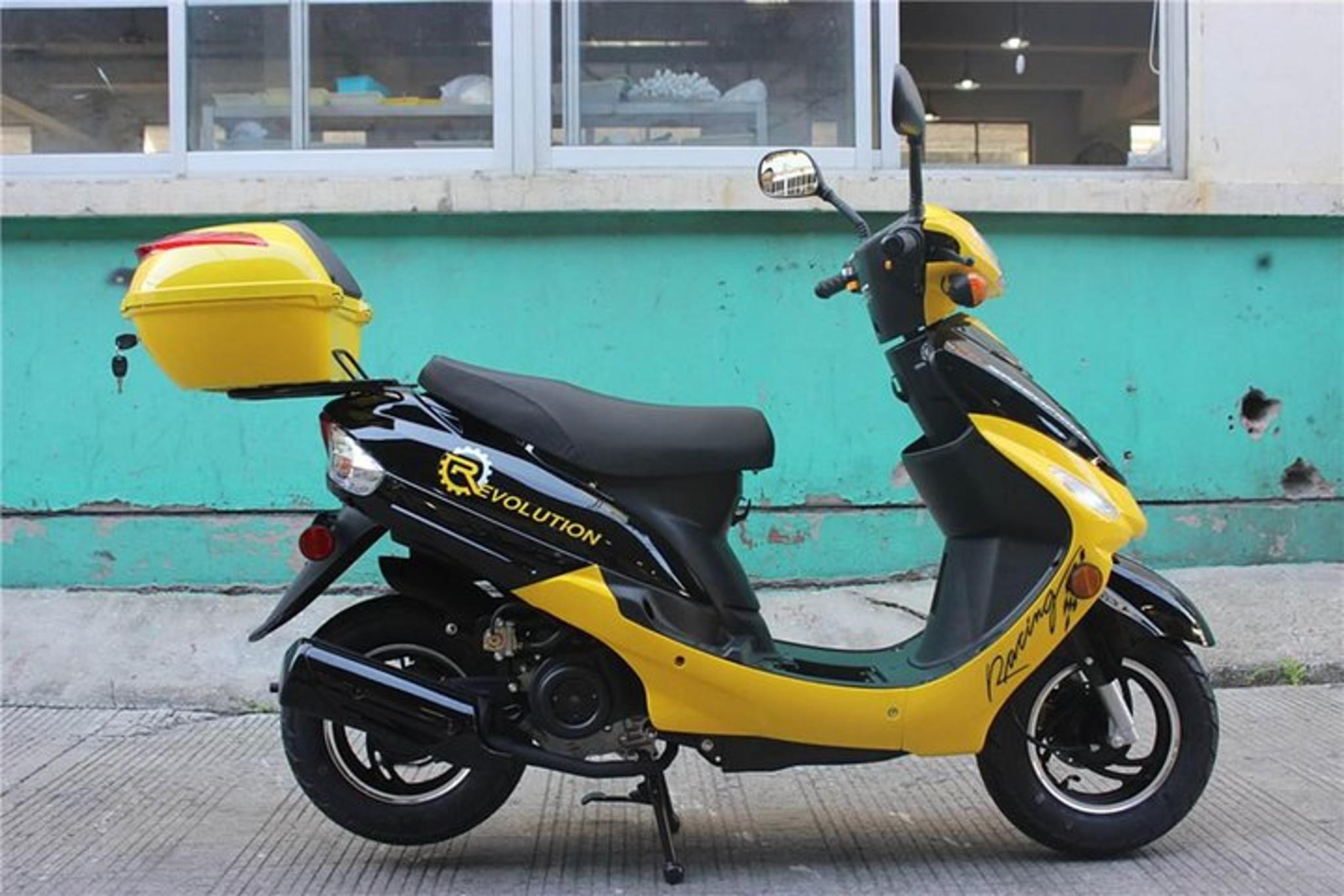 Miami Beach Scooter and Jet Ski Rentals - Image 5