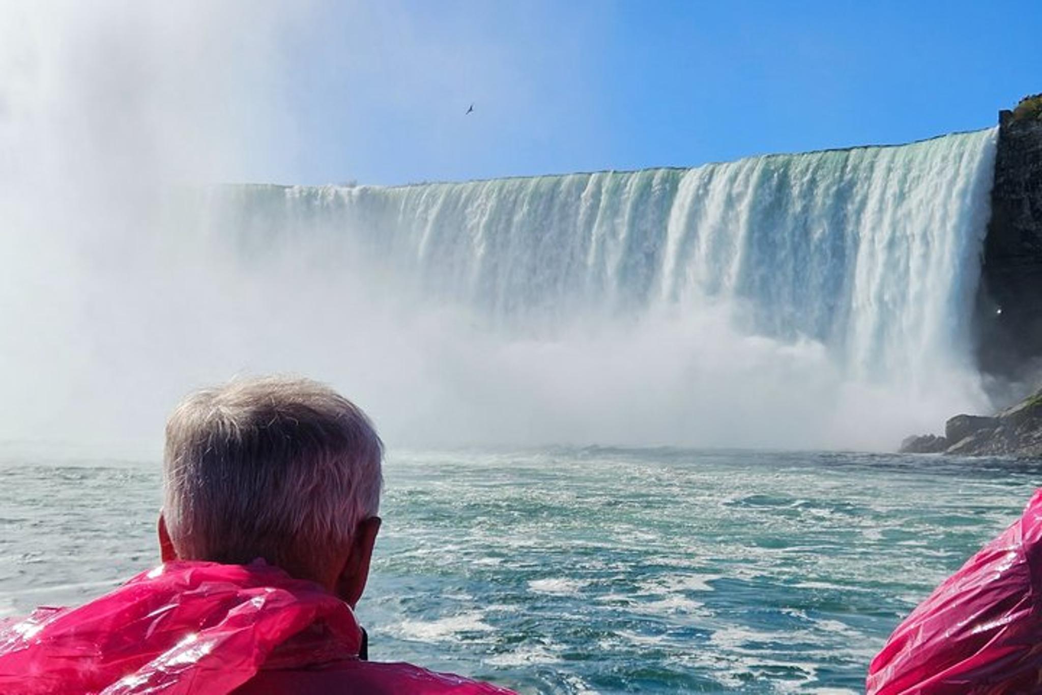 Niagara Falls Day Trip by Air - Image 2