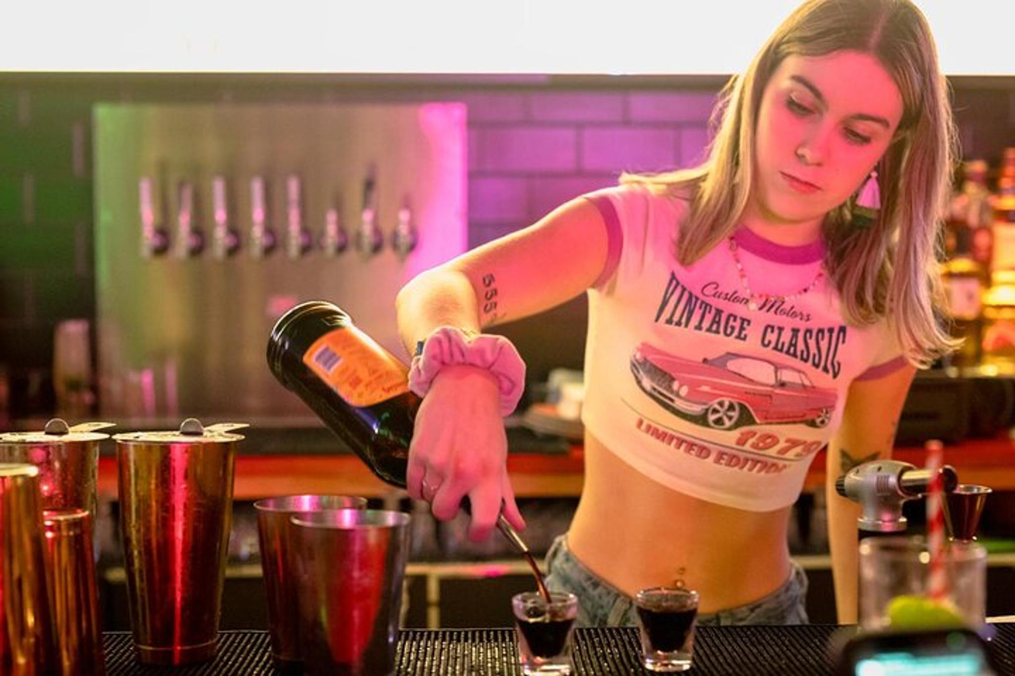 New York City Rooftop and Bar Night Out - Image 3