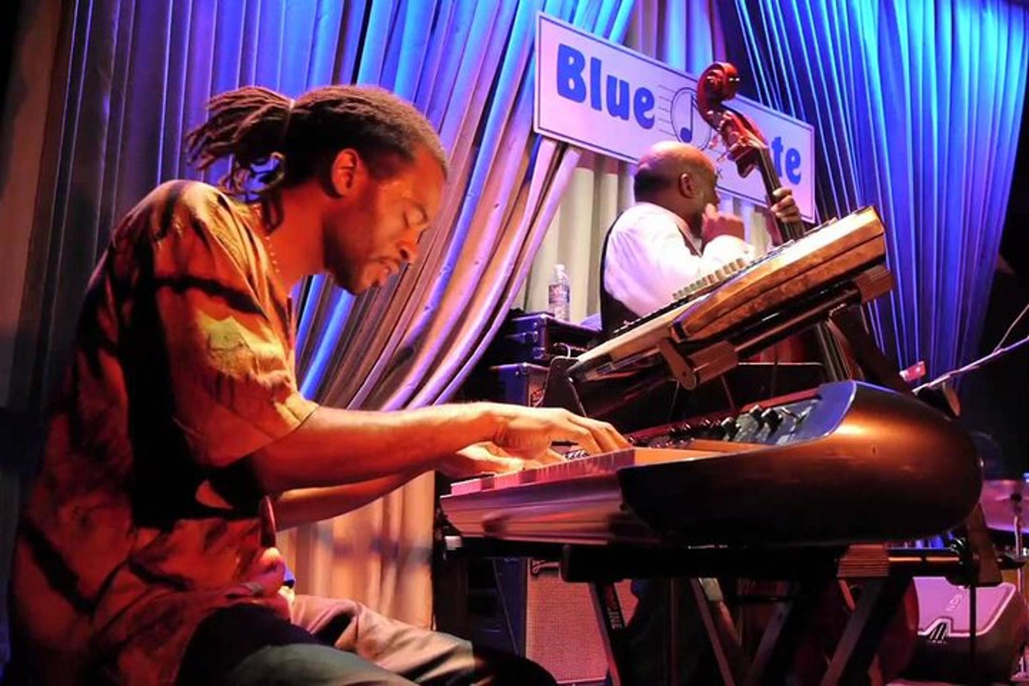 New York Jazz Night Tour with West Village Stroll - Image 3