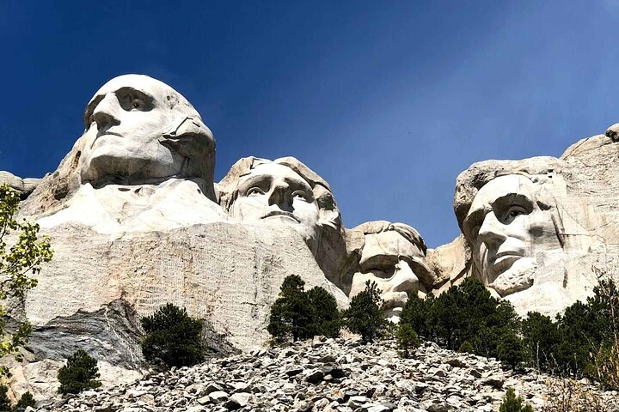 Rushmore, Custer State Park & Crazy Horse Tour - Image 4