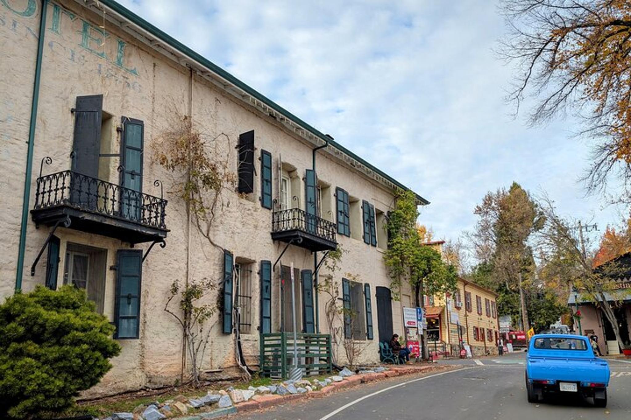 Murphys Scavenger Hunt Walking Tour 90 min - Image 6