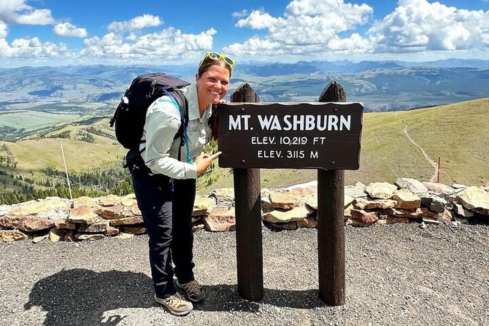 Yellowstone Mount Washburn Naturalist Day Hike - Image 2