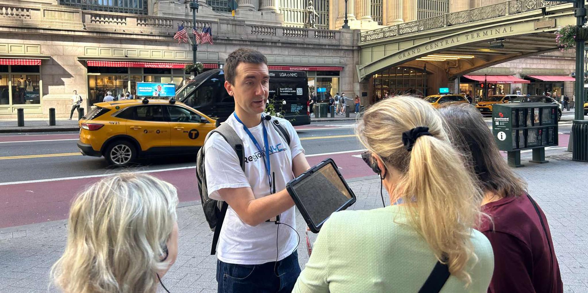 New York City Grand Central and Penn Station Tour - Image 2