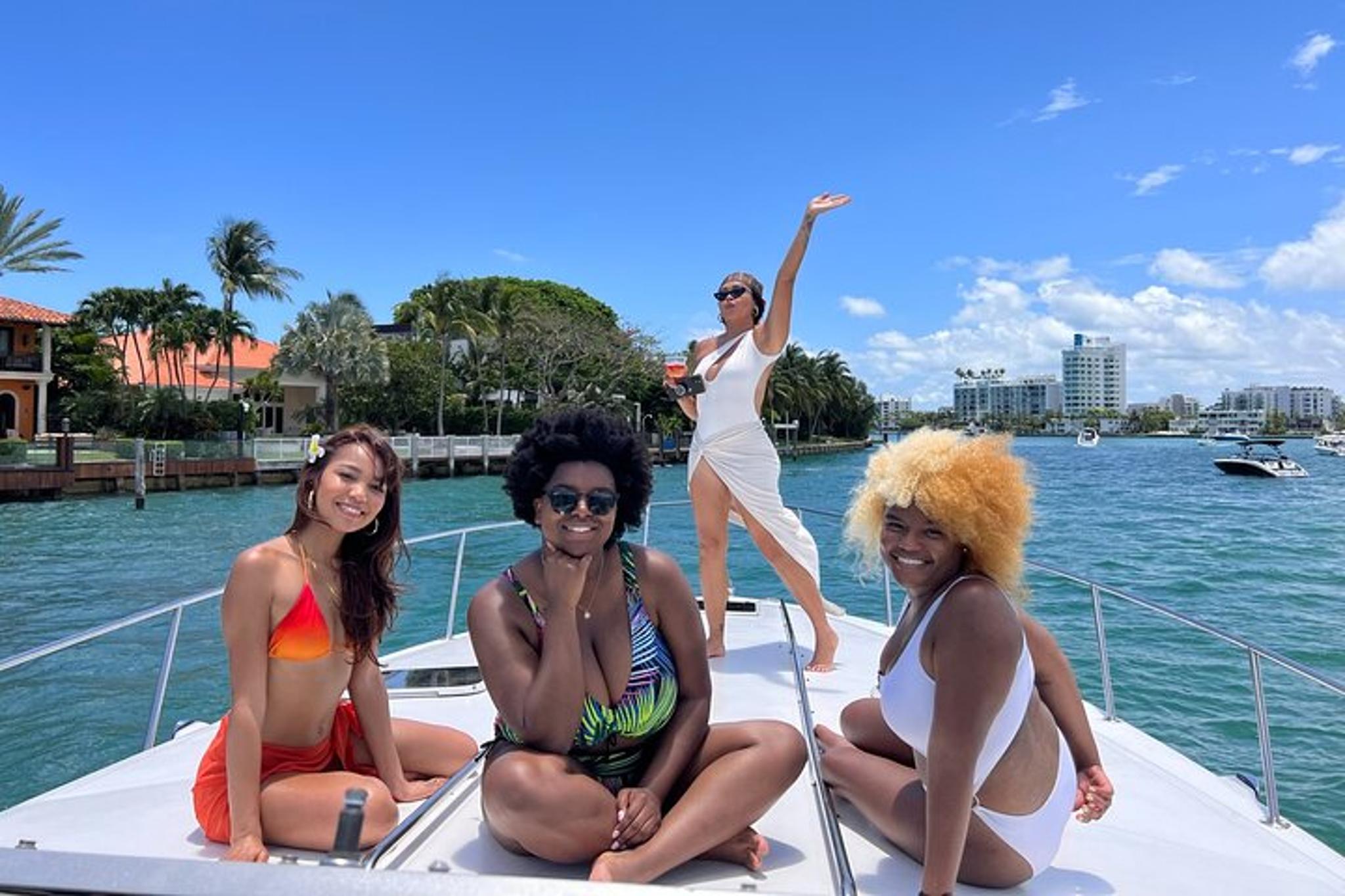 Miami Beach Yacht Adventure - Image 2
