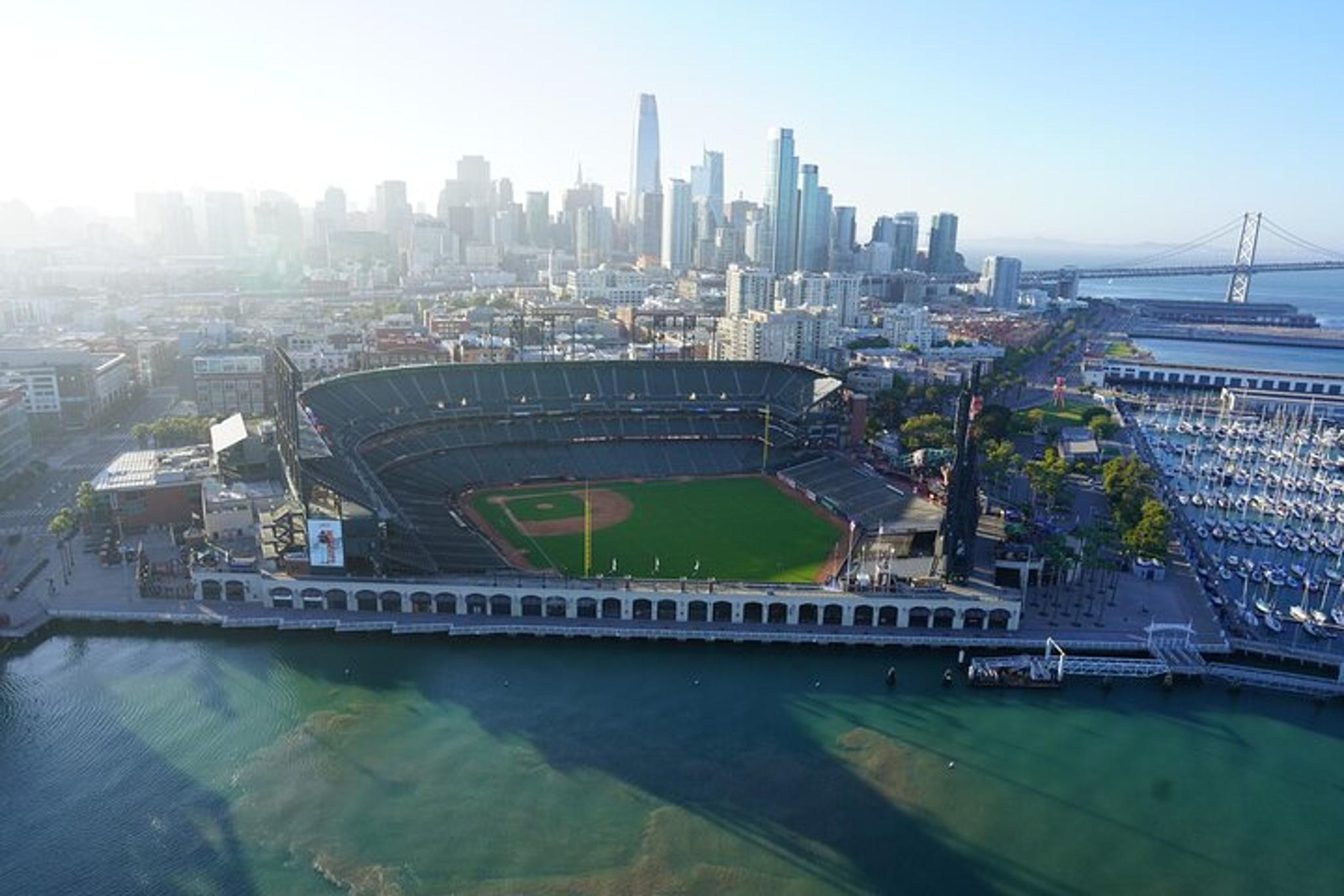 San Francisco Ballpark Tour at Oracle Park 90 min