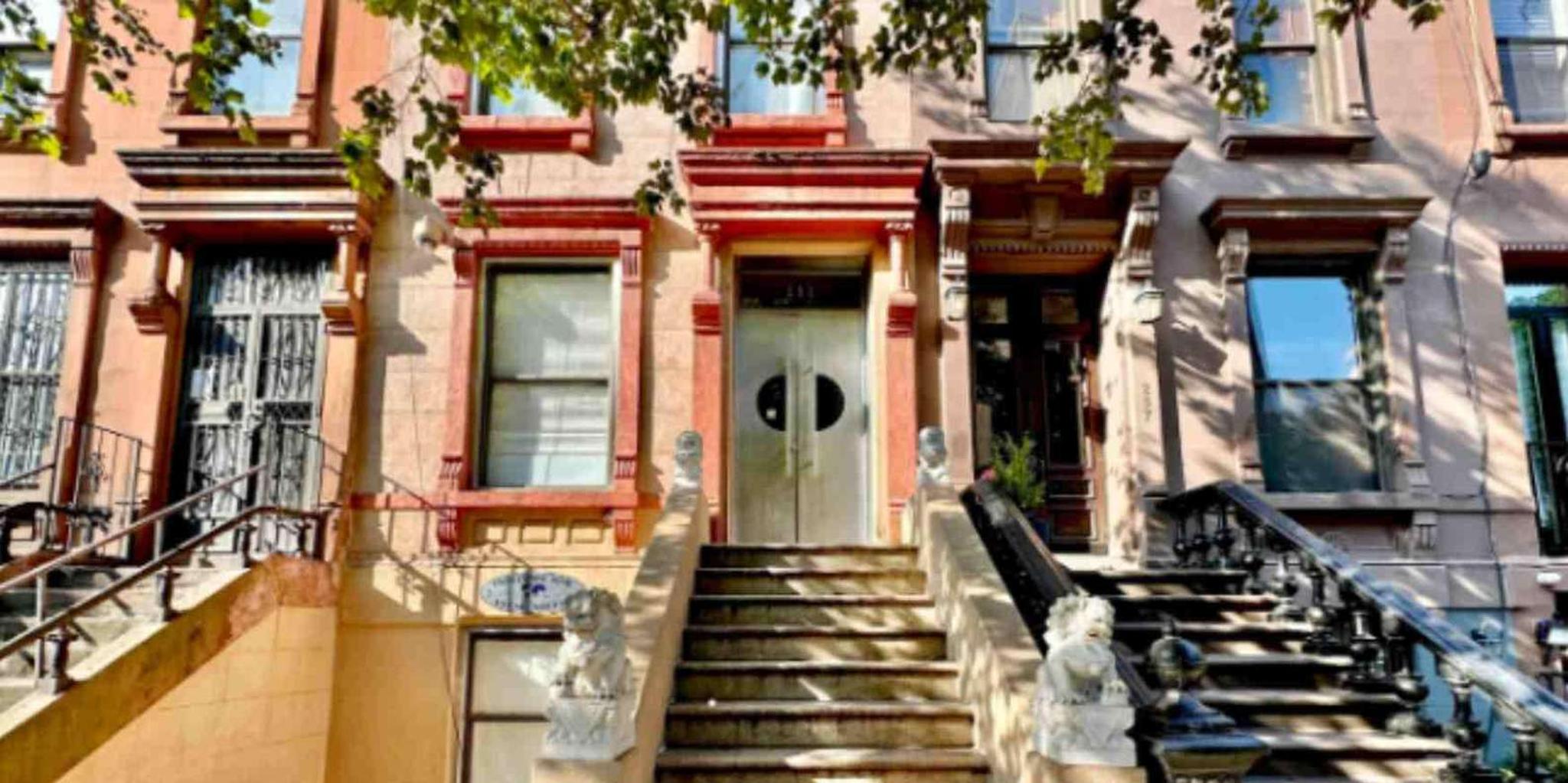 New York City Hip-Hop Tour in East Harlem & Bronx - Image 5