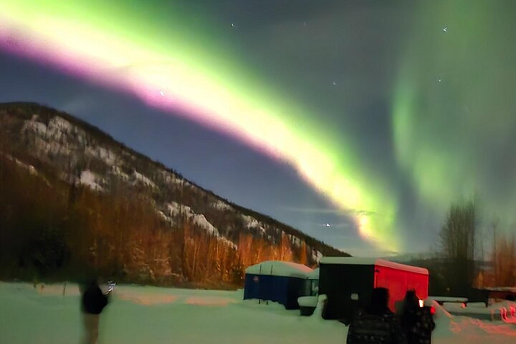 Chena Hot Springs Northern Lights Experience - Image 5