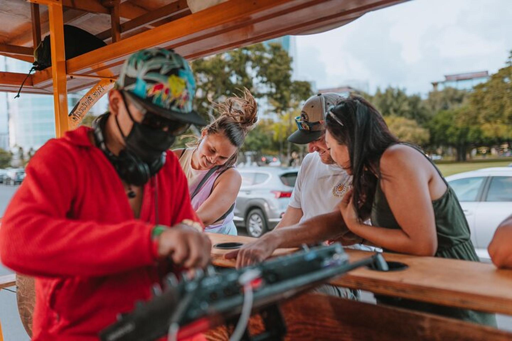 Honolulu Beer Lover's Bike Tour - Image 2
