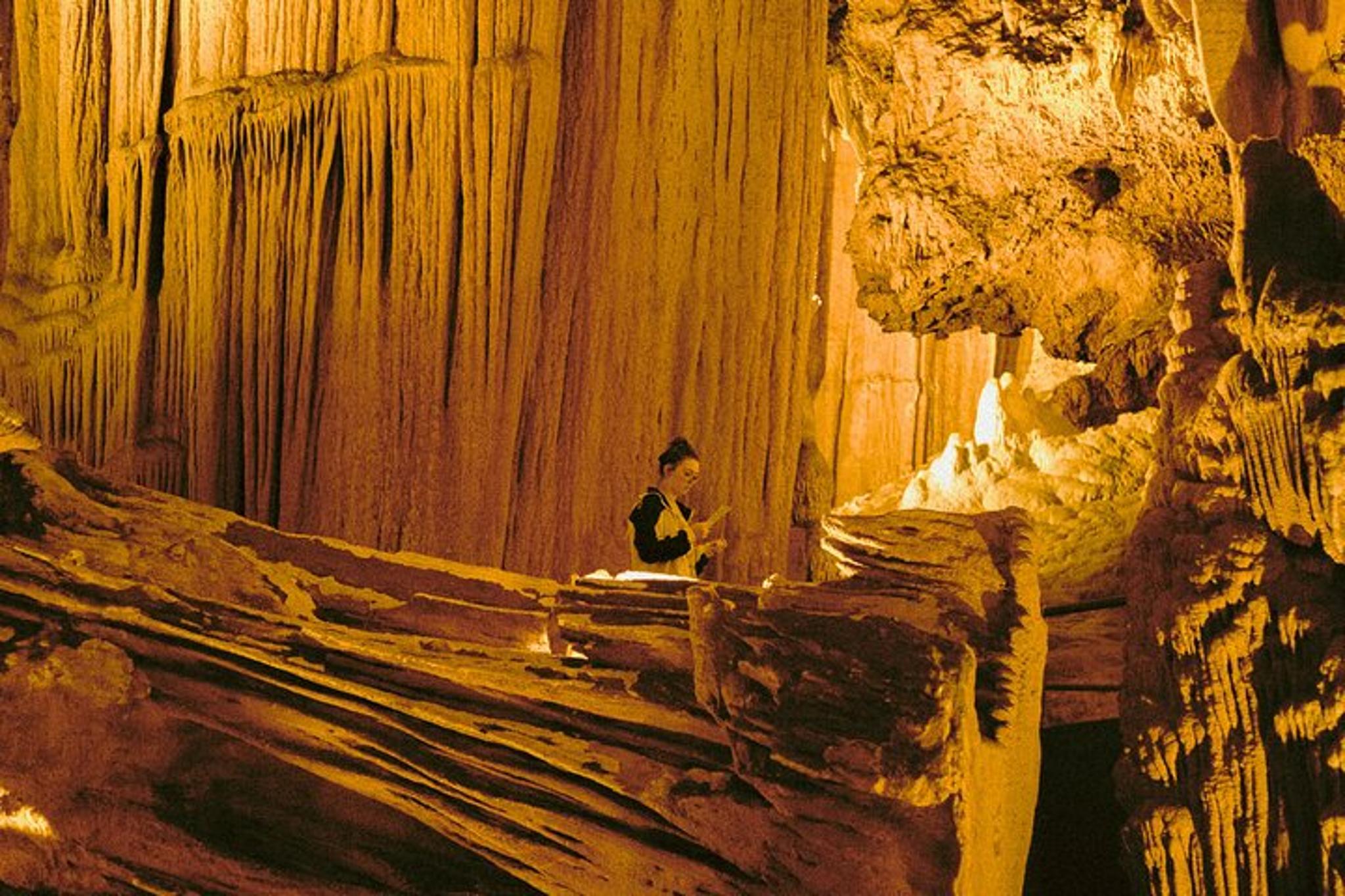 Luray Caverns Private Vehicle Transfer - Image 2