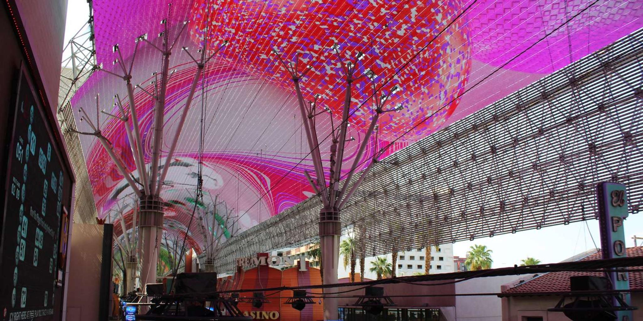 Las Vegas Fremont Street Walking Tour - Image 3