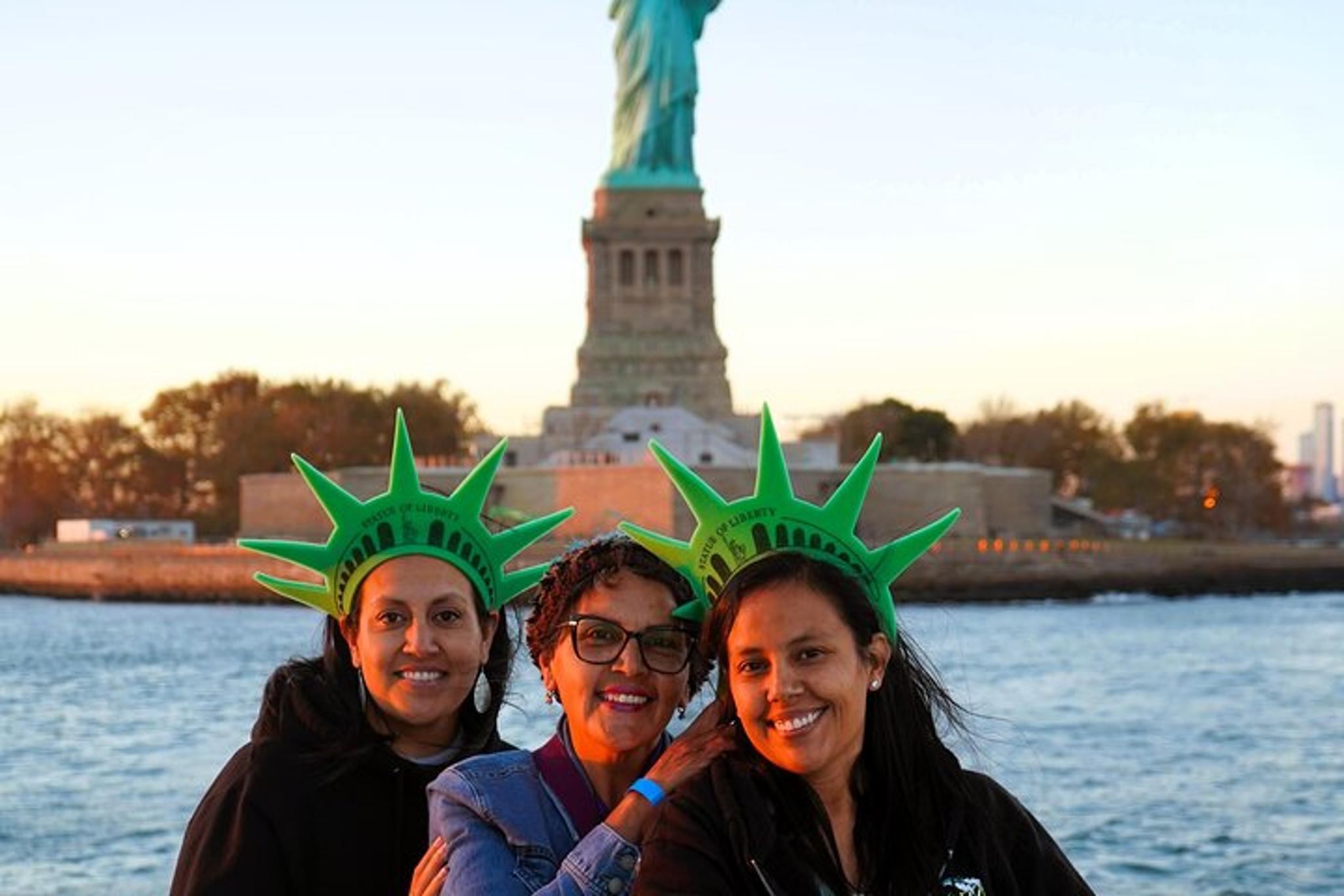 New York City Sunset Cruise - Image 6