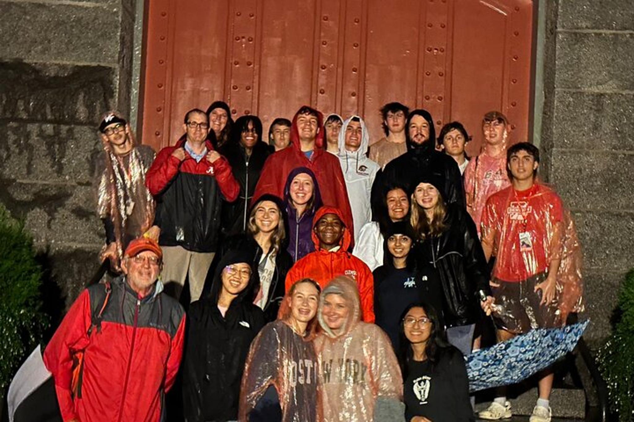 Salem Photography and Murder Walking Tour - Image 4