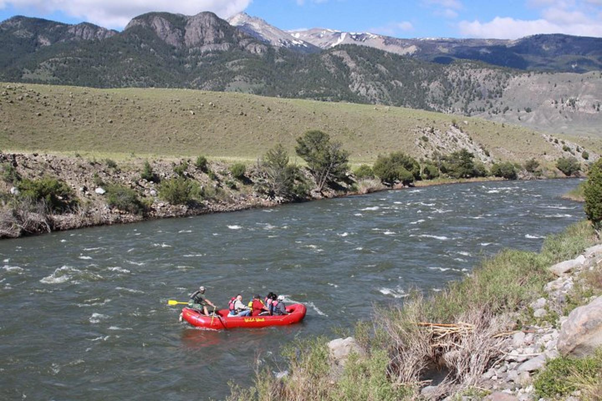 Gardiner Yellowstone River Scenic Float - Image 5
