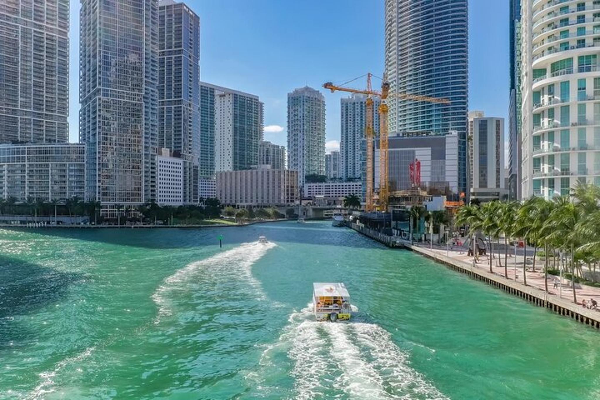 Miami Water Taxi on Biscayne Bay - Image 4