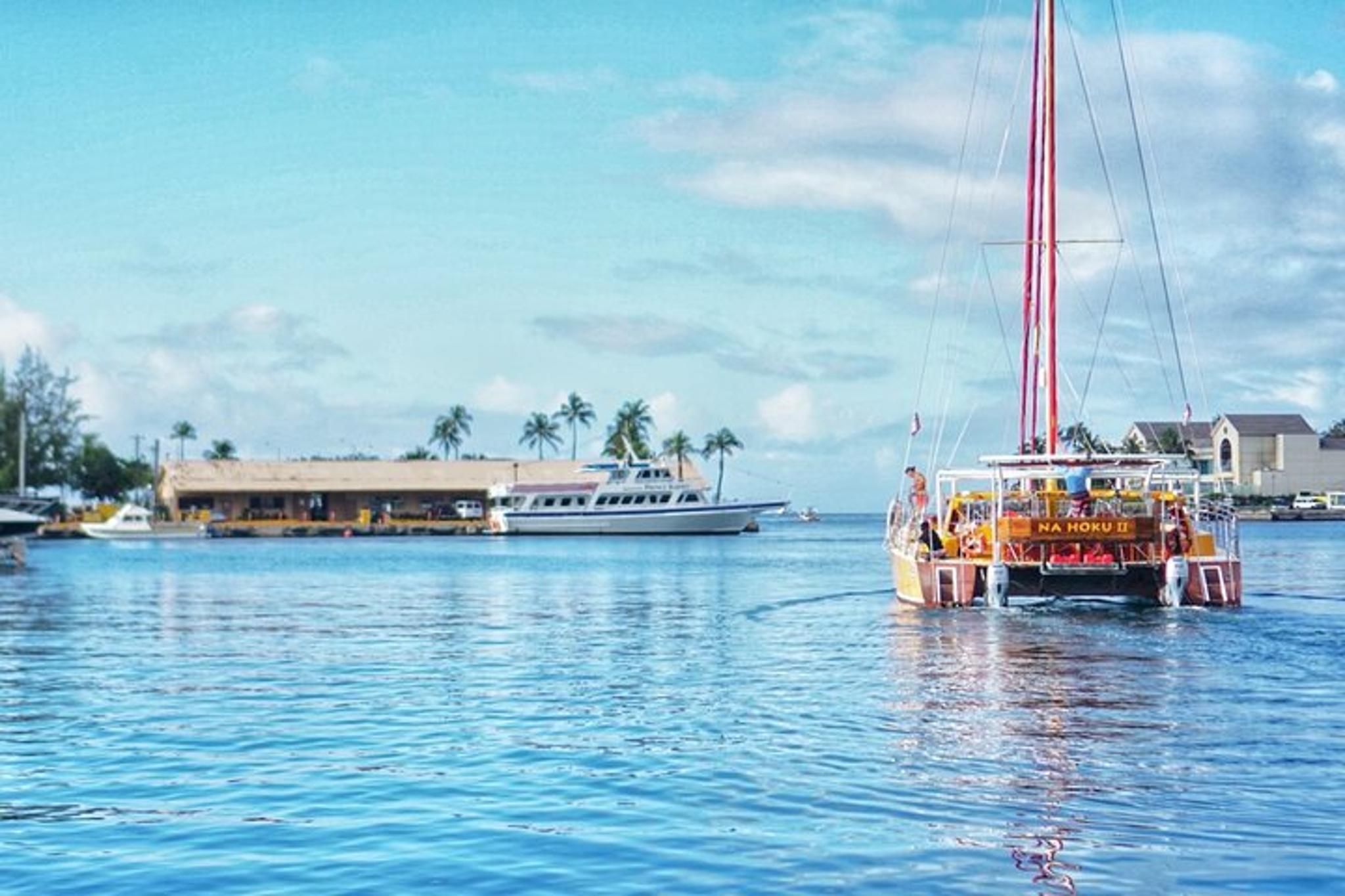 Honolulu Sunset Sail from Kewalo Harbor - Image 5