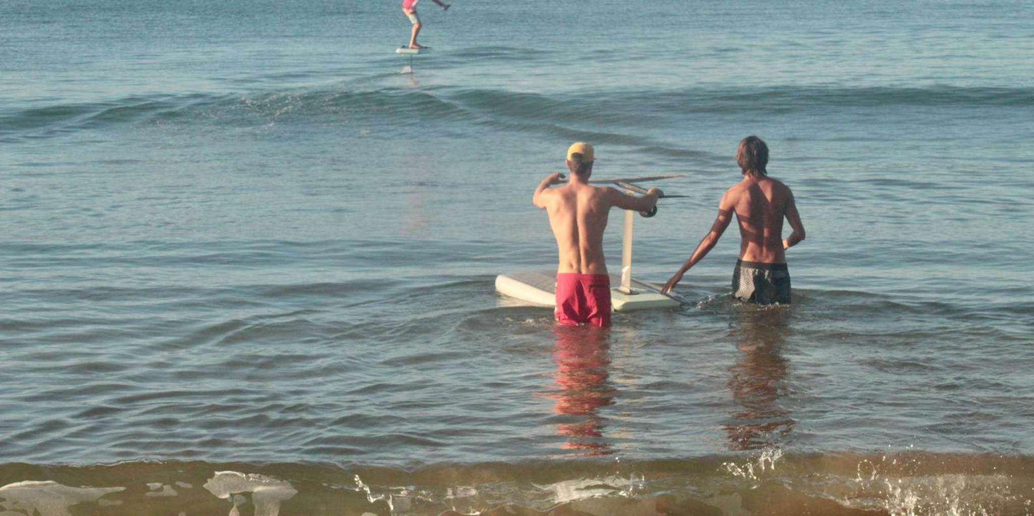 Maui Efoil Experience on the South or West Shore 1.5 hr - Image 2