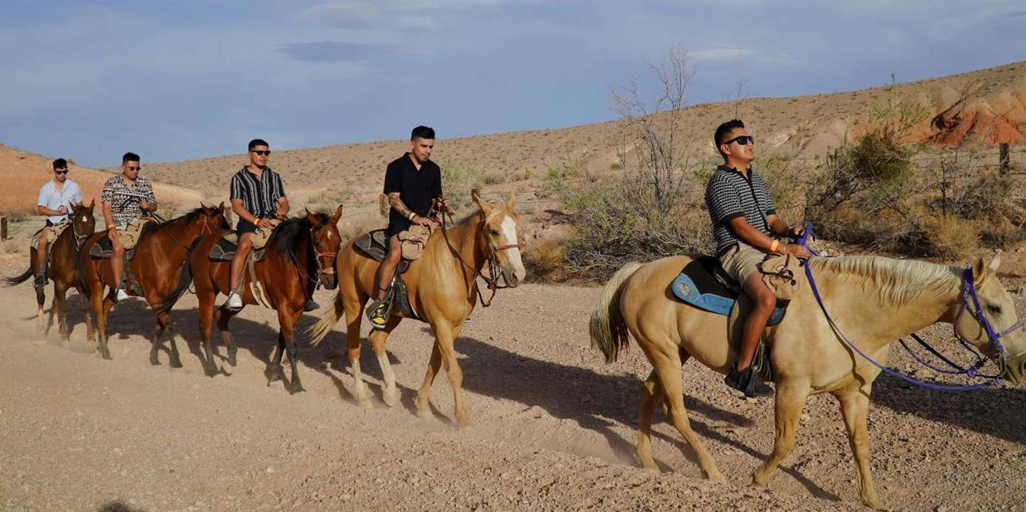 Las Vegas Horseback Riding Tour with BBQ Lunch - Image 6