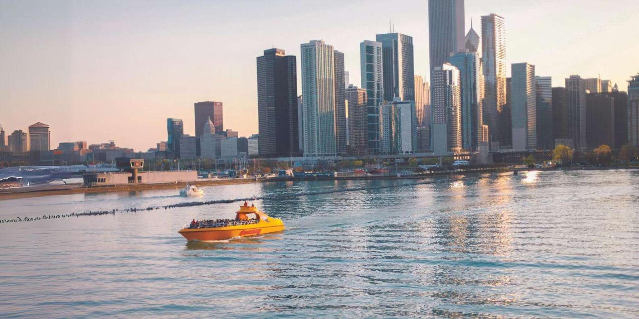 Chicago Speedboat Architecture Tour