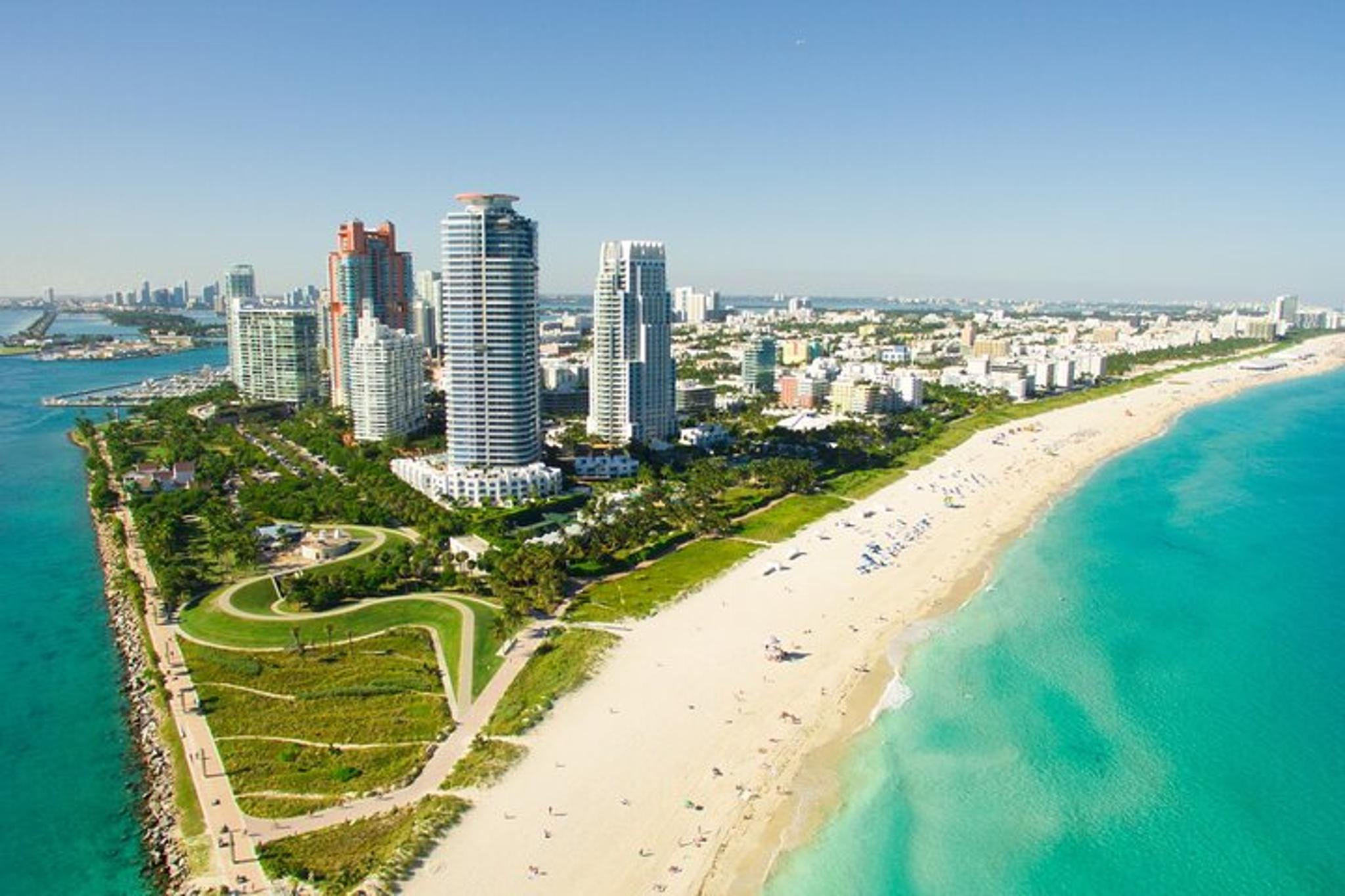 Miami Shore Excursion: Downtown, Lauderdale, and Beaches - Image 6