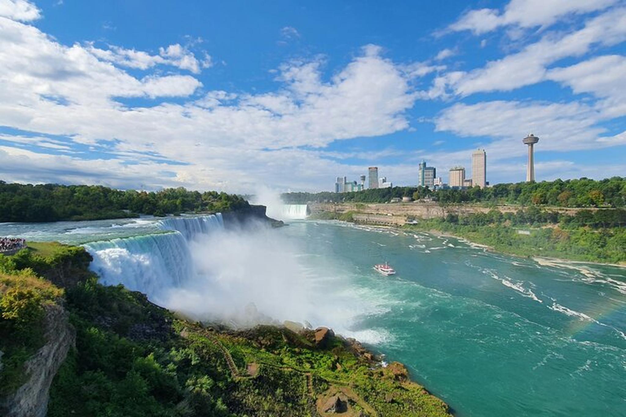 Niagara Falls USA Tour from Washington D.C. 2-Day