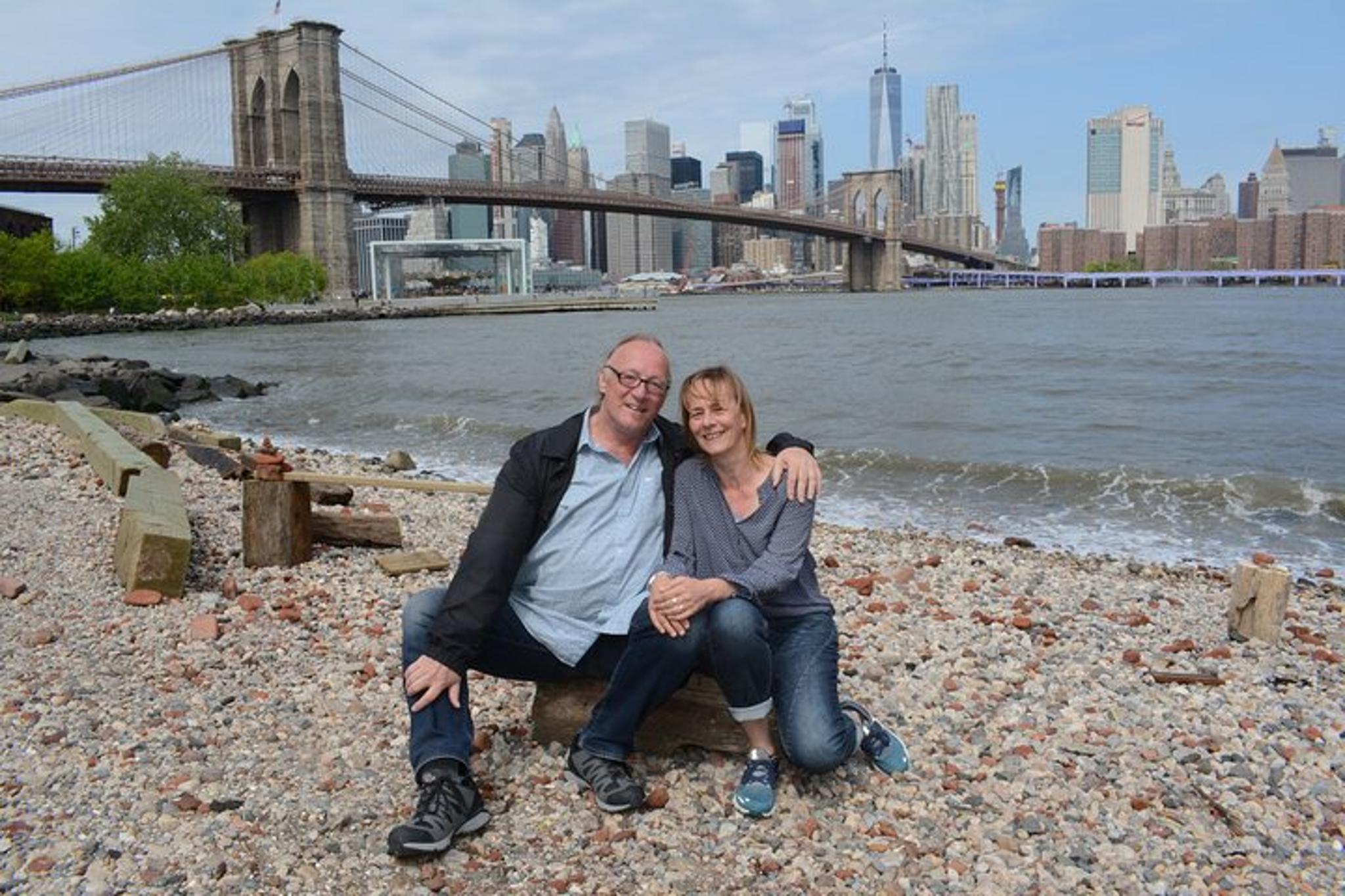 Brooklyn Bridge & DUMBO Photoshoot - Image 6