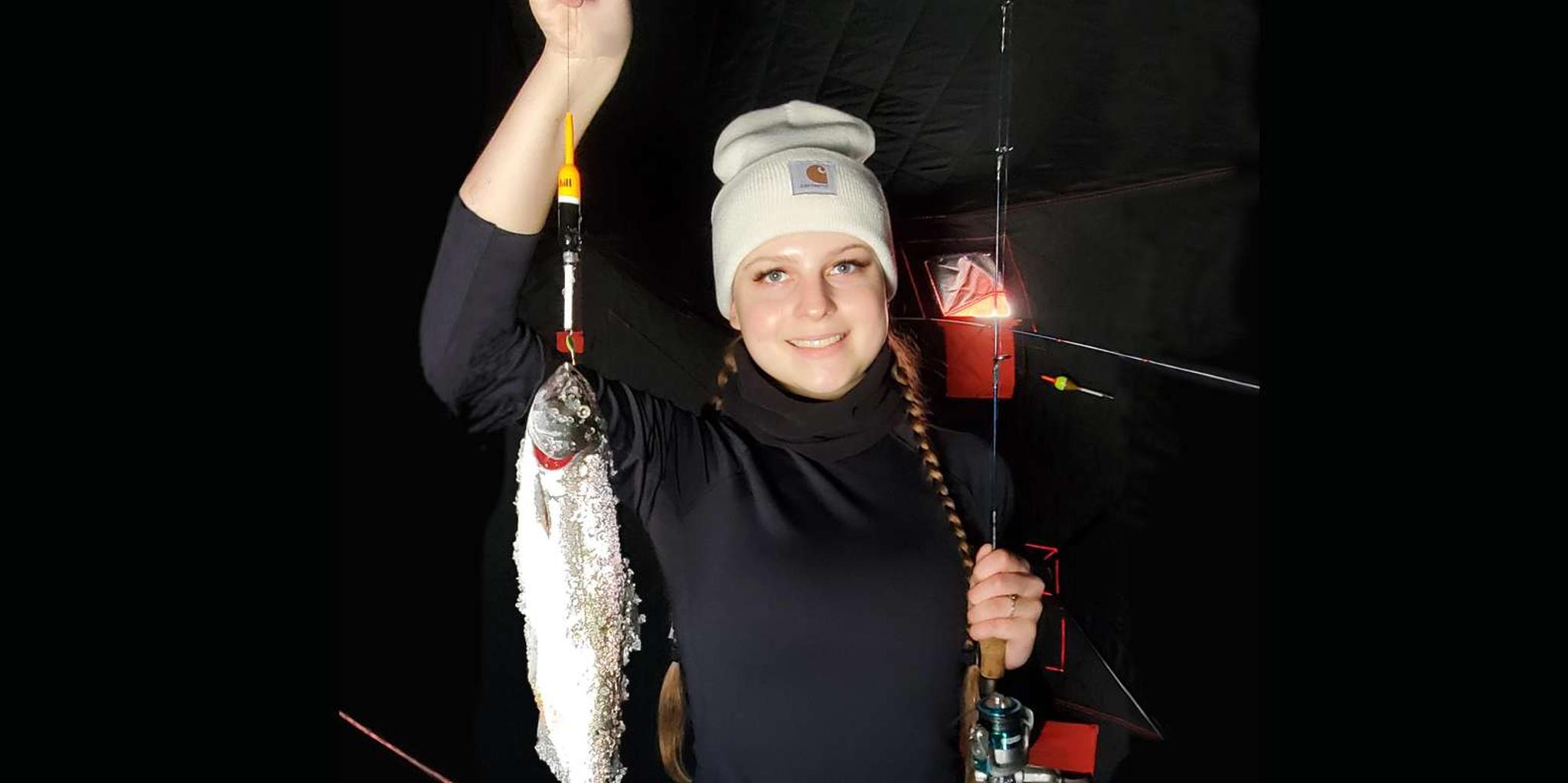Anchorage Ice Fishing Adventure - Image 5