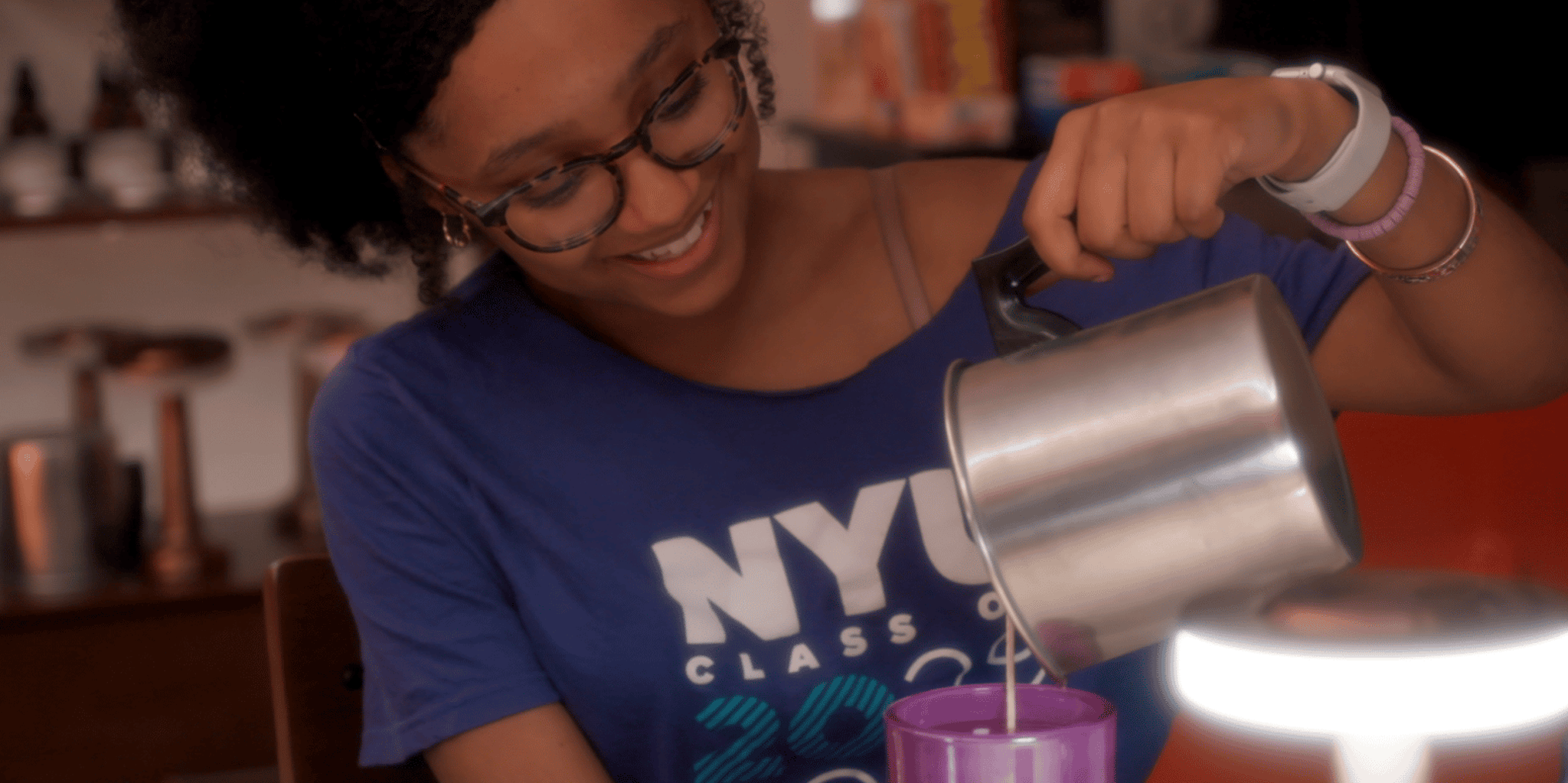 Brooklyn Candle Making Class in Speakeasy - Image 4