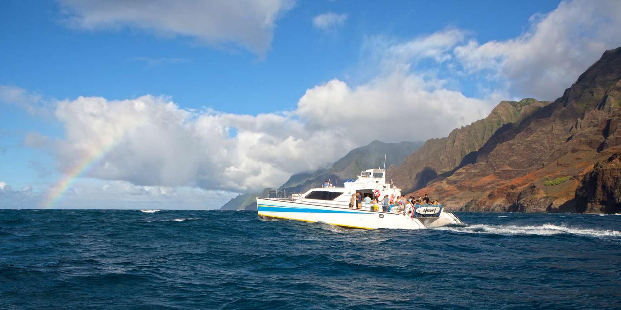 Kauai Napali Coast Sunset Dinner Cruise - Image 3