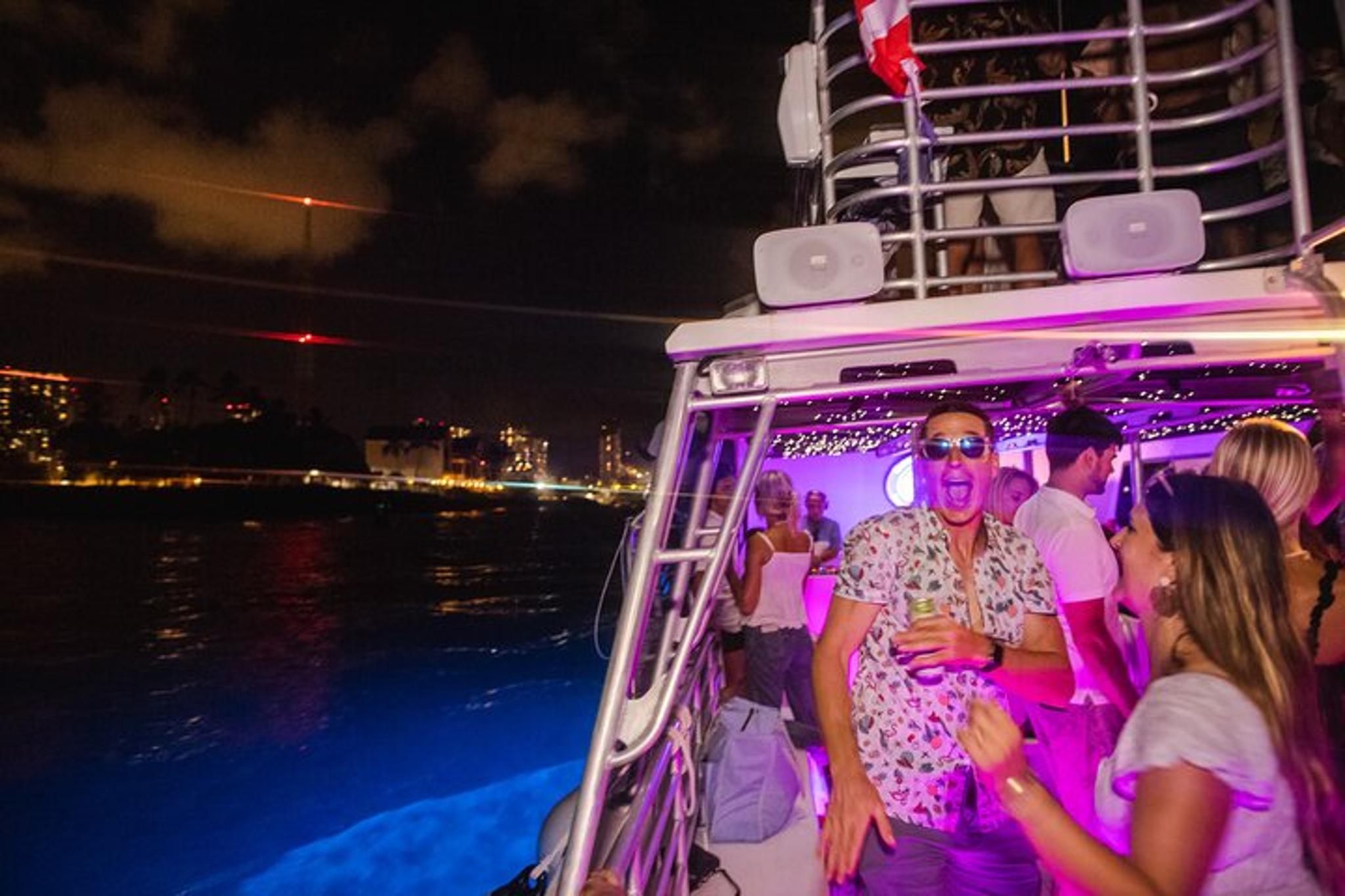 Waikiki Fireworks Party Cruise with Live DJ