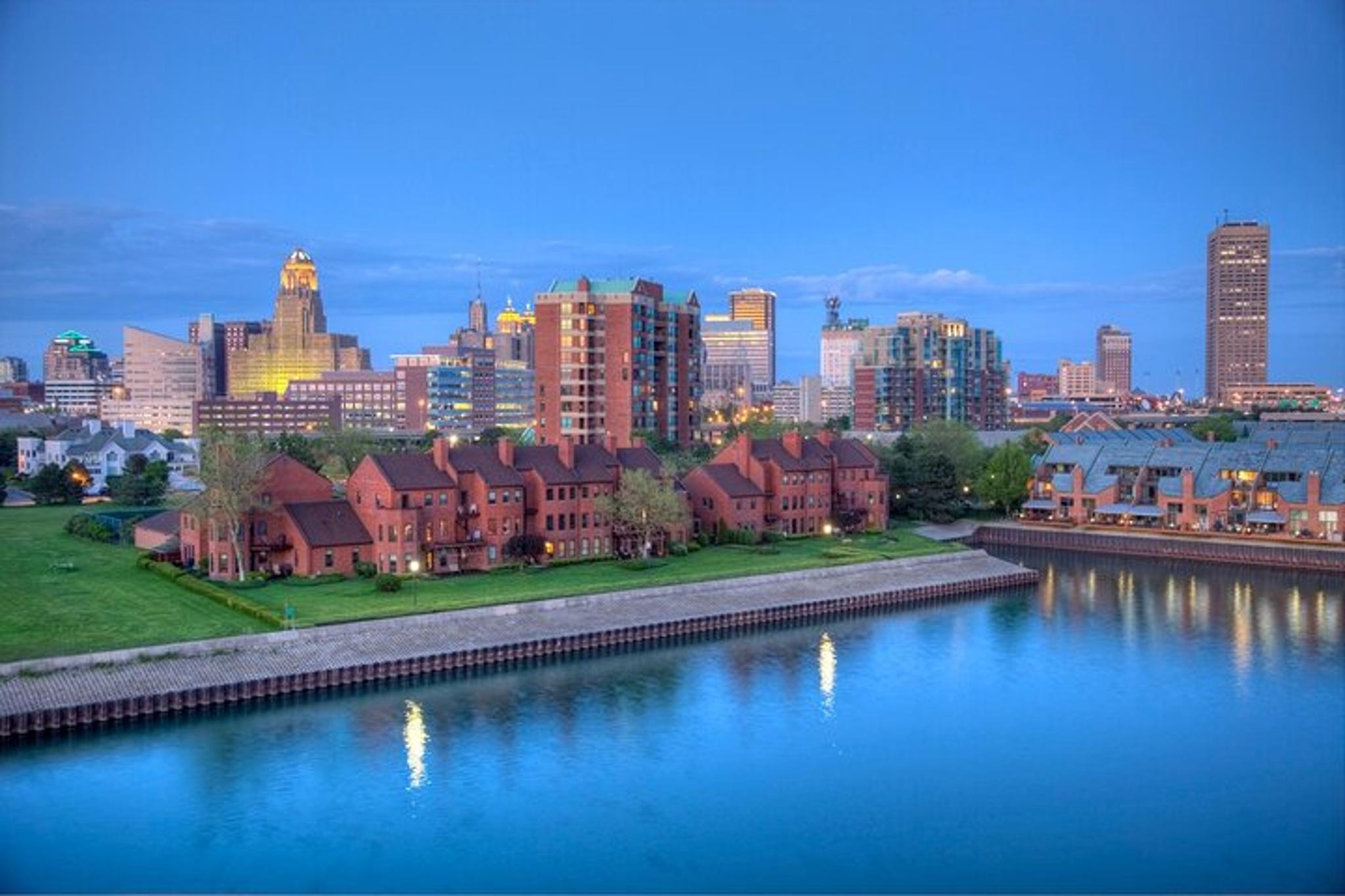 Buffalo Cityscape Private Walking Tour