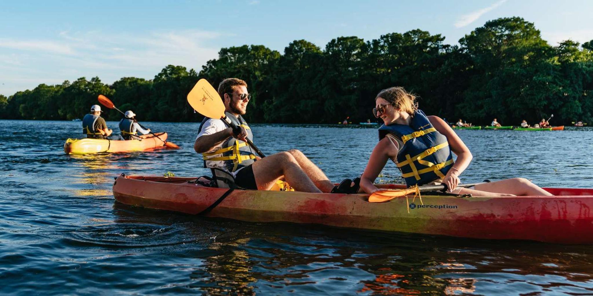 Austin Sunset Boat and Kayak Tour - Image 4