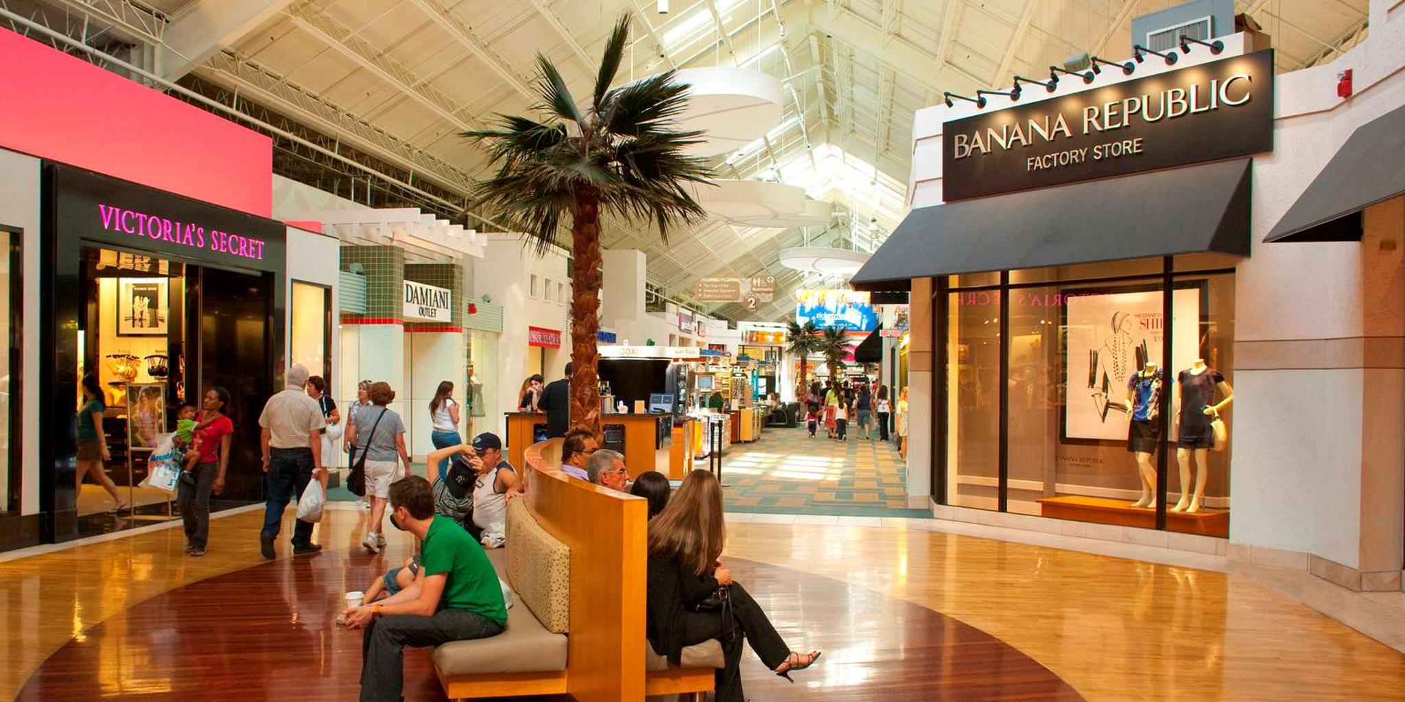 Miami Sawgrass Mills Mall Shuttle - Image 4