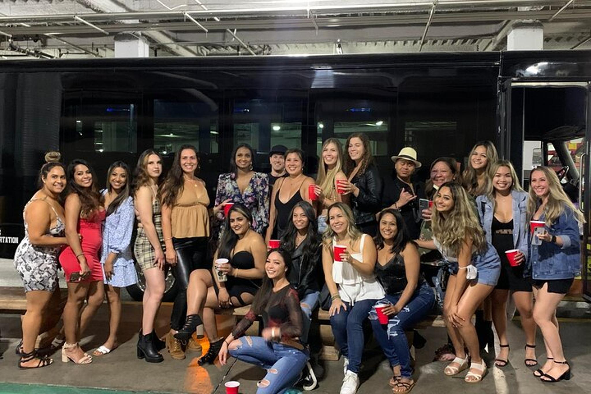 Las Vegas Pool Party Crawl by Party Bus - Image 6