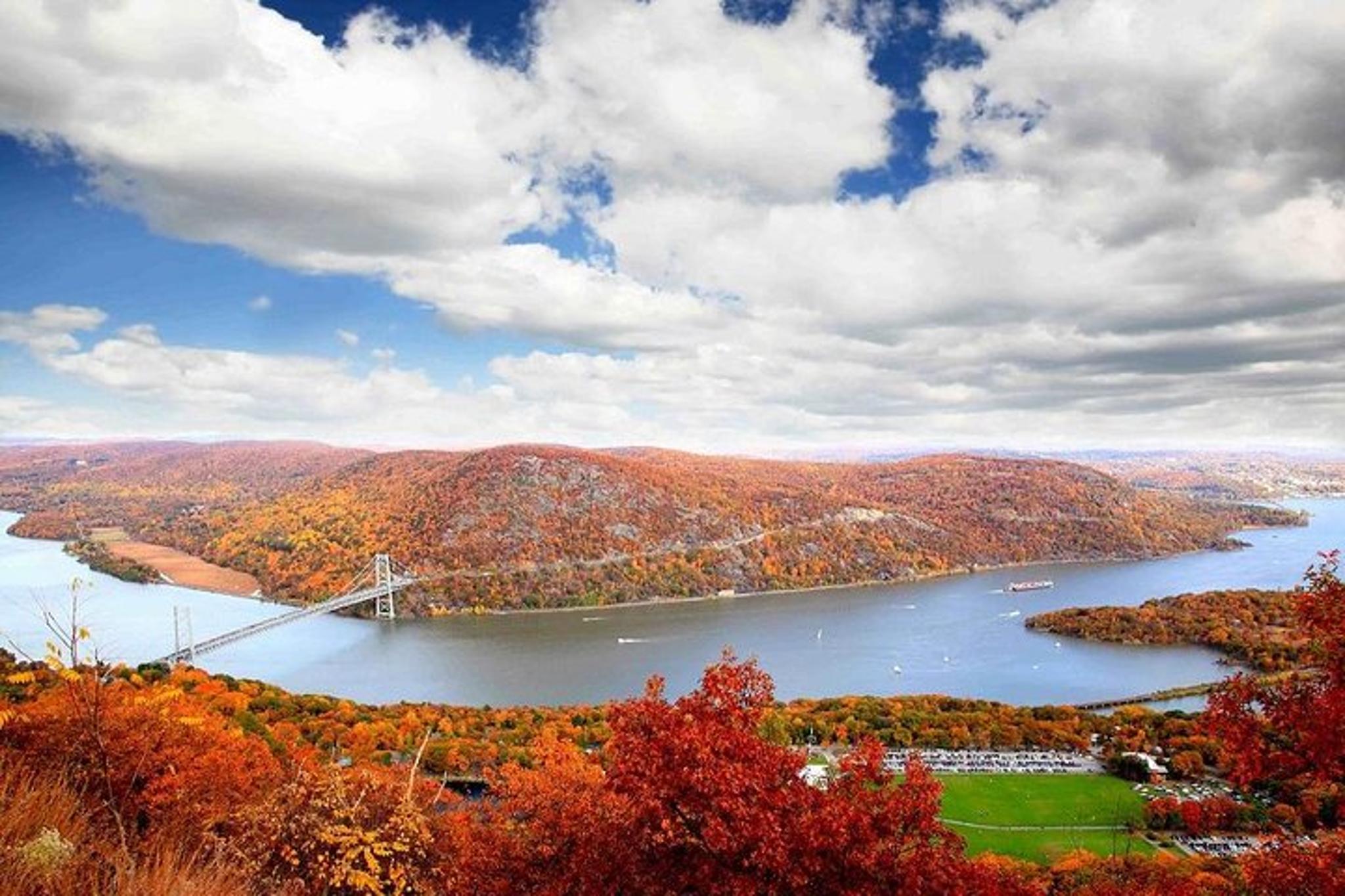 Westchester Fall Foliage Helicopter Tour - Image 3