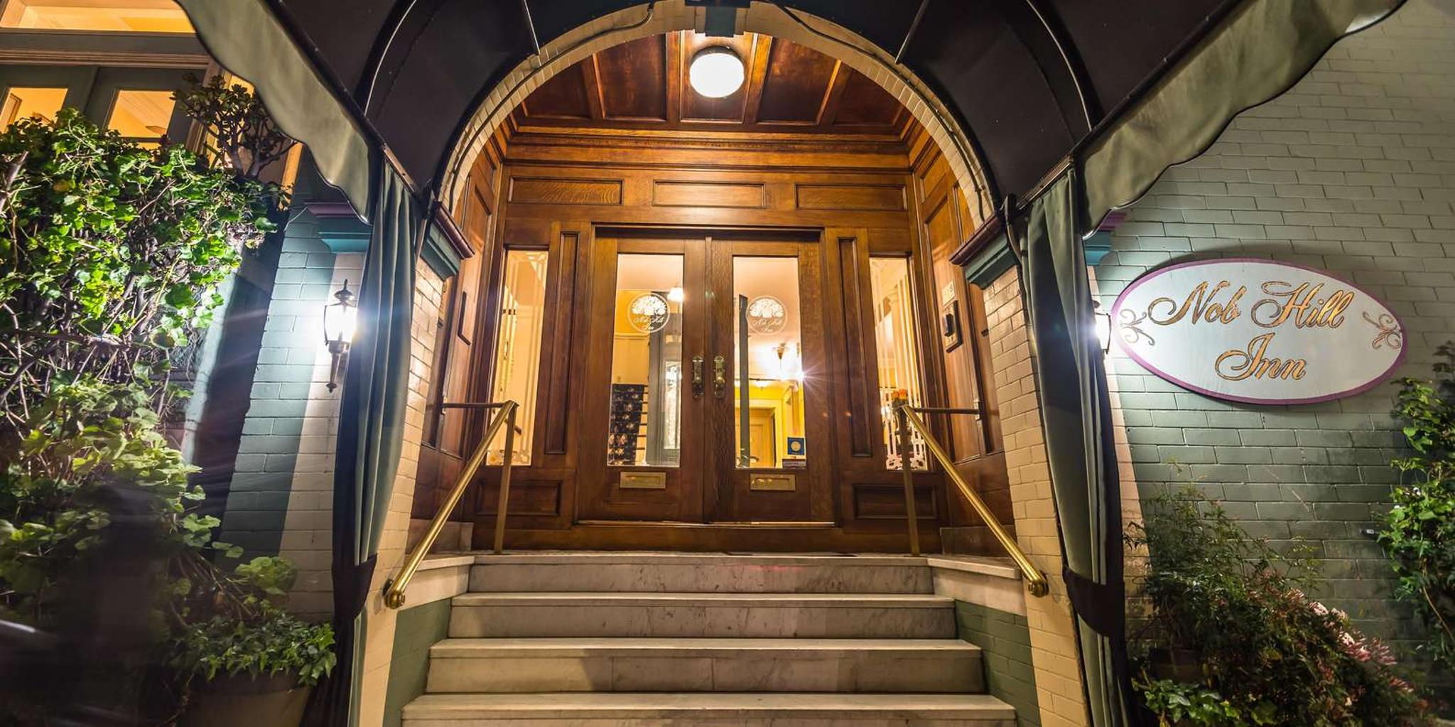 San Francisco Ghosts and Booze Haunted Pub Crawl 2 hr - Image 6